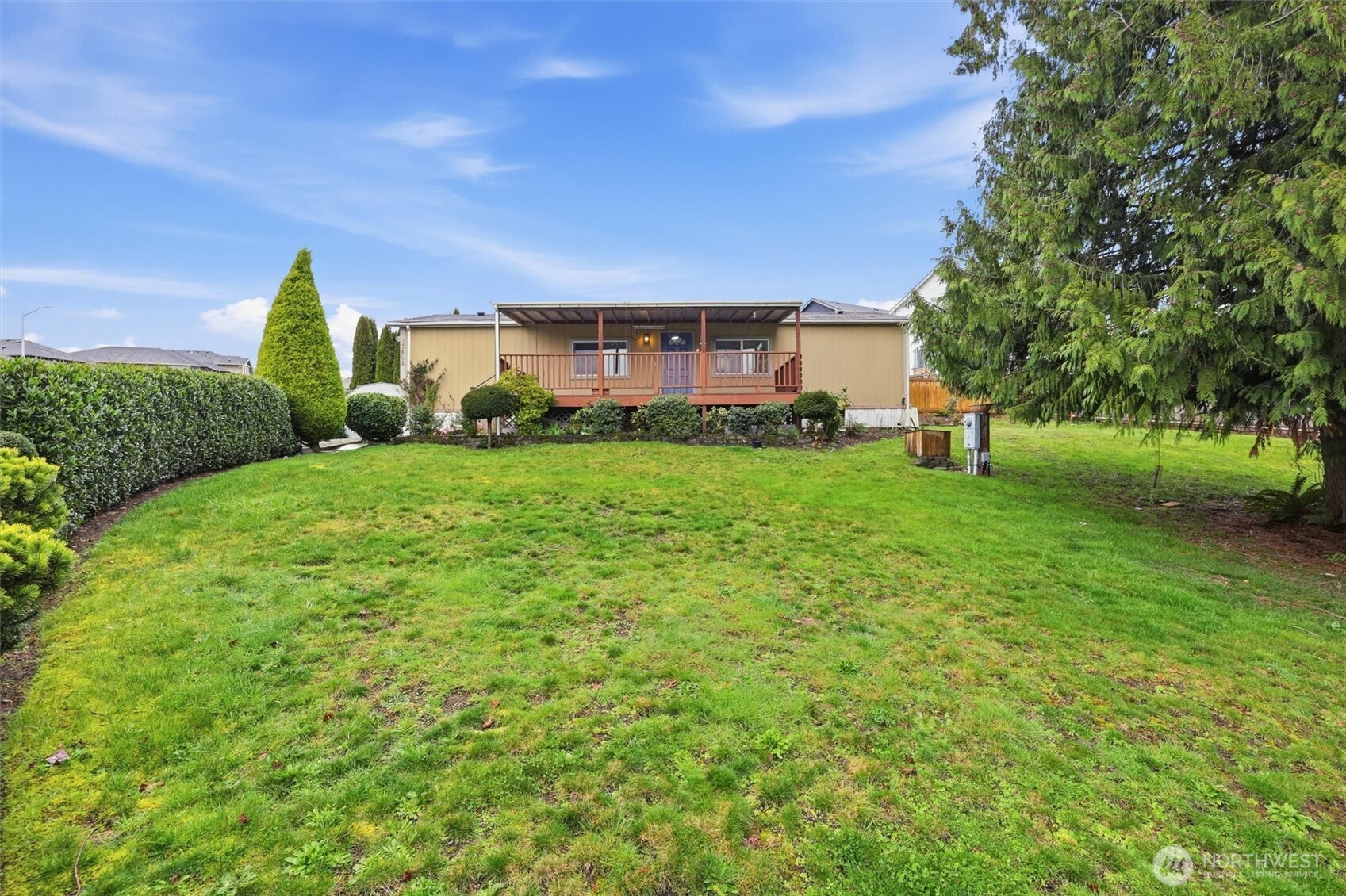 13868 Chain Lake Rd Property Photo 1