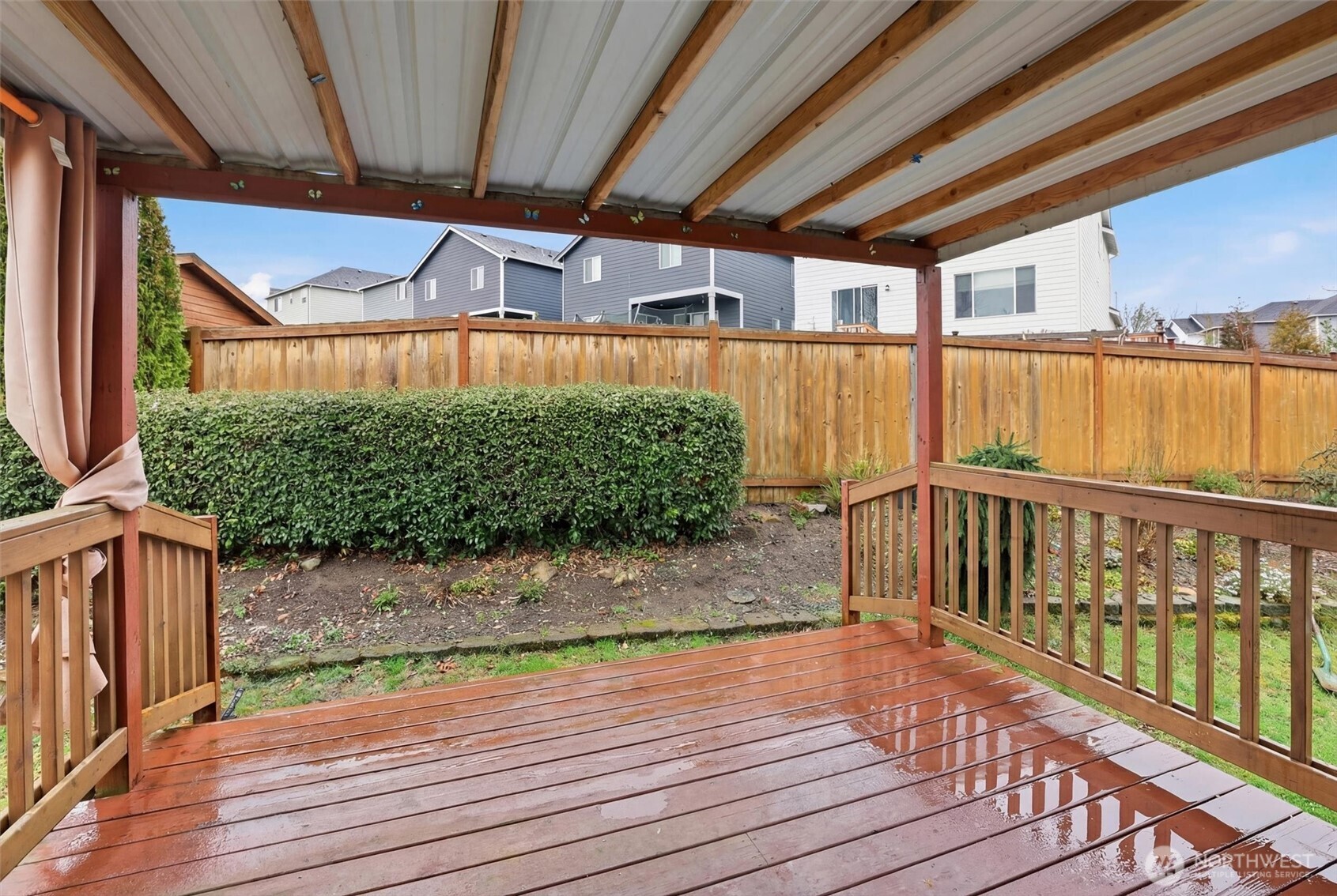 13868 Chain Lake Rd Property Photo 15