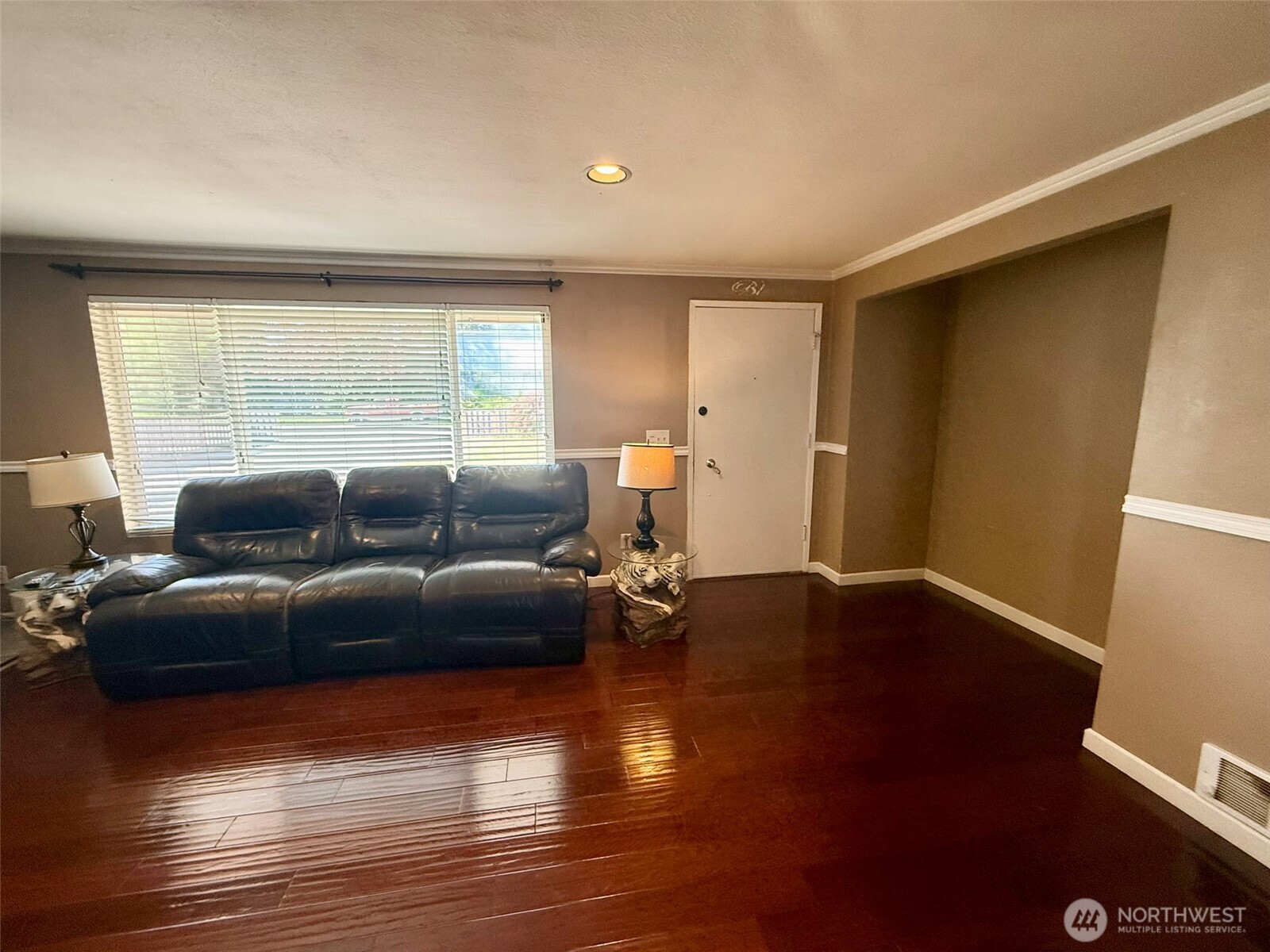 27120 121st Place Property Photo 5