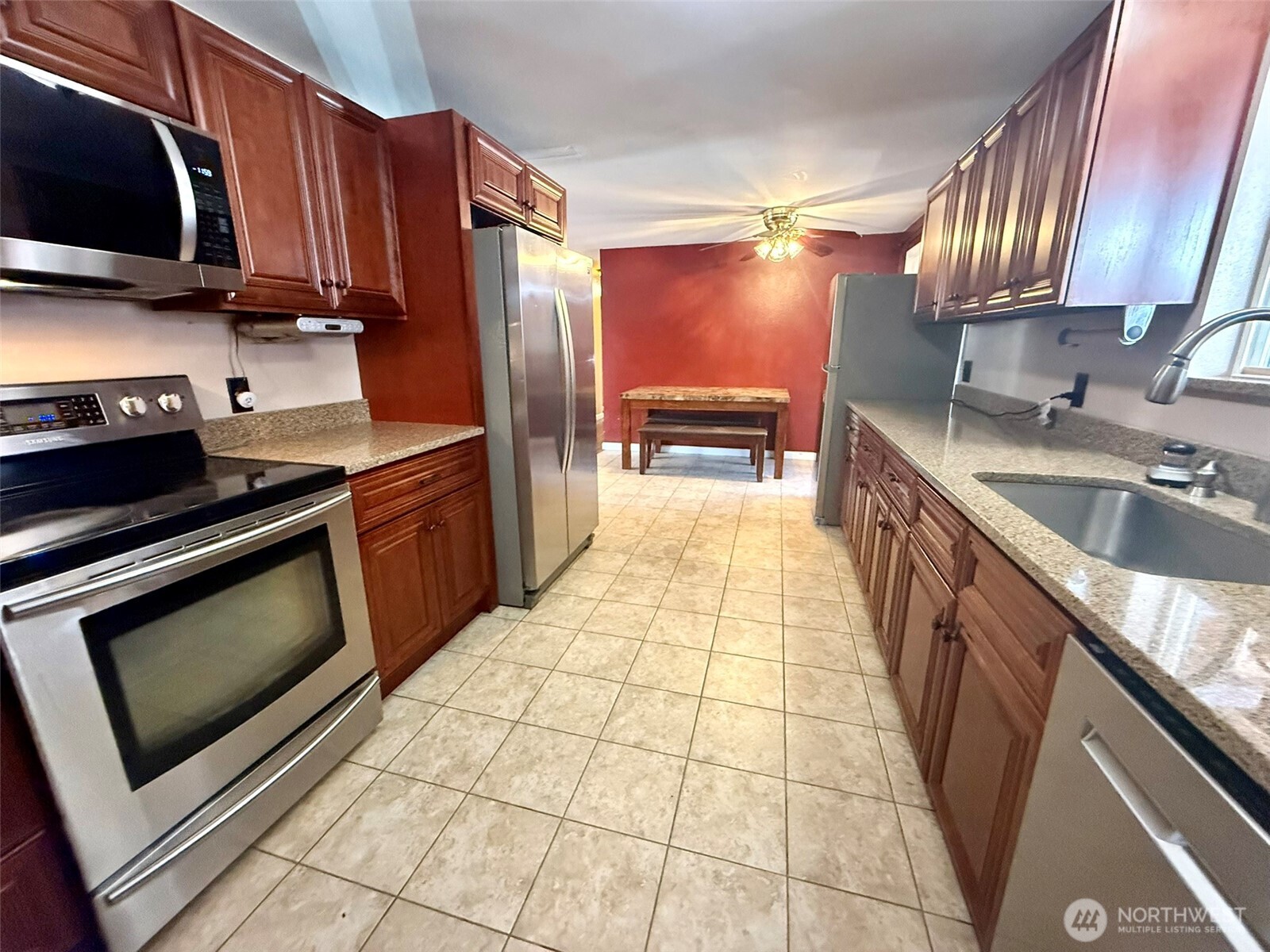 27120 121st Place Property Photo 7