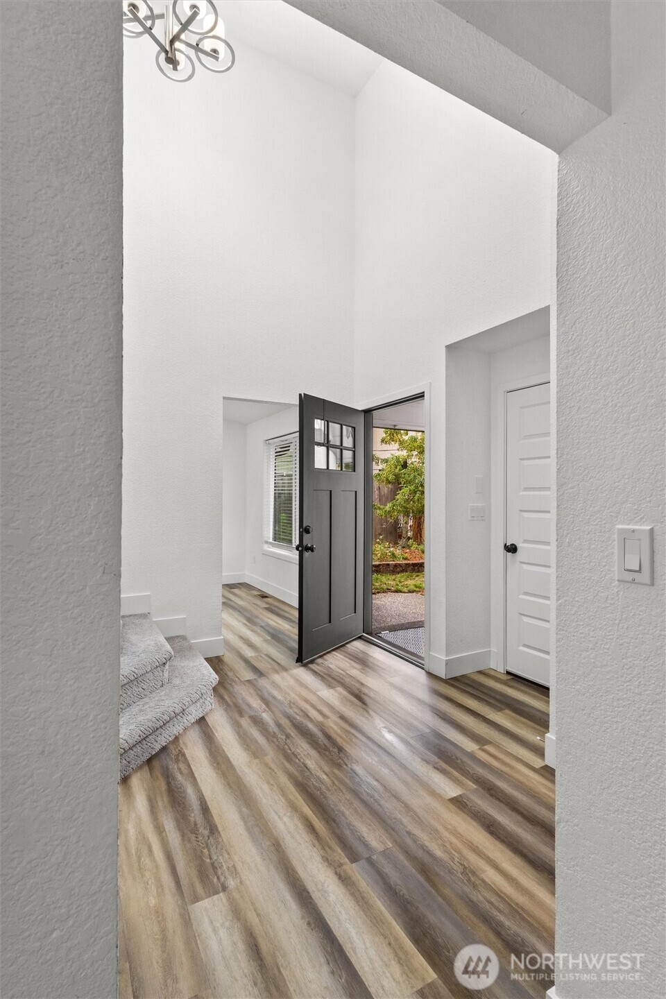 8902 158th Street Property Photo 23