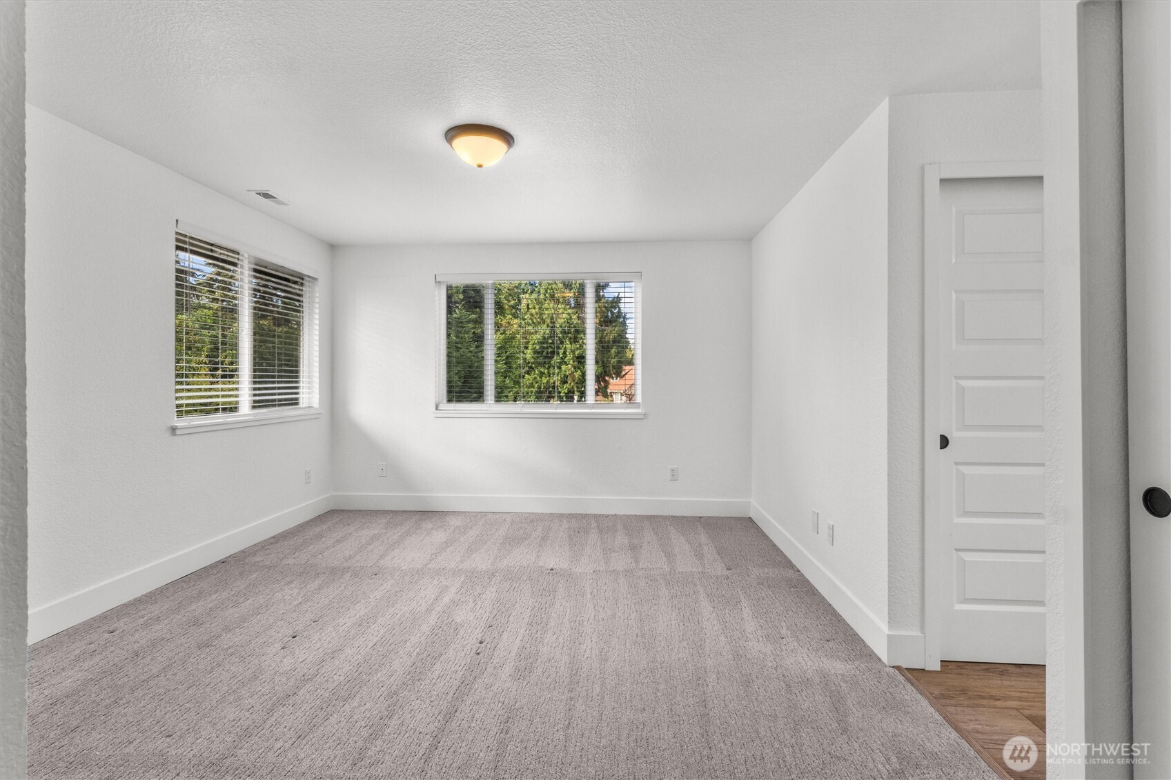 8902 158th Street Property Photo 29