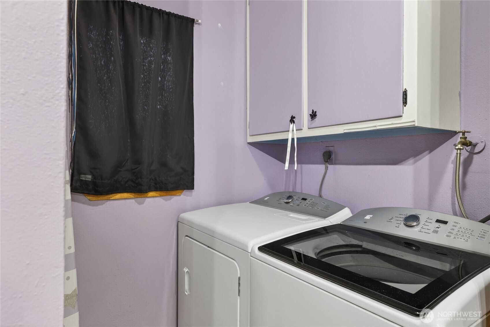 232 6th Avenue Property Photo 14