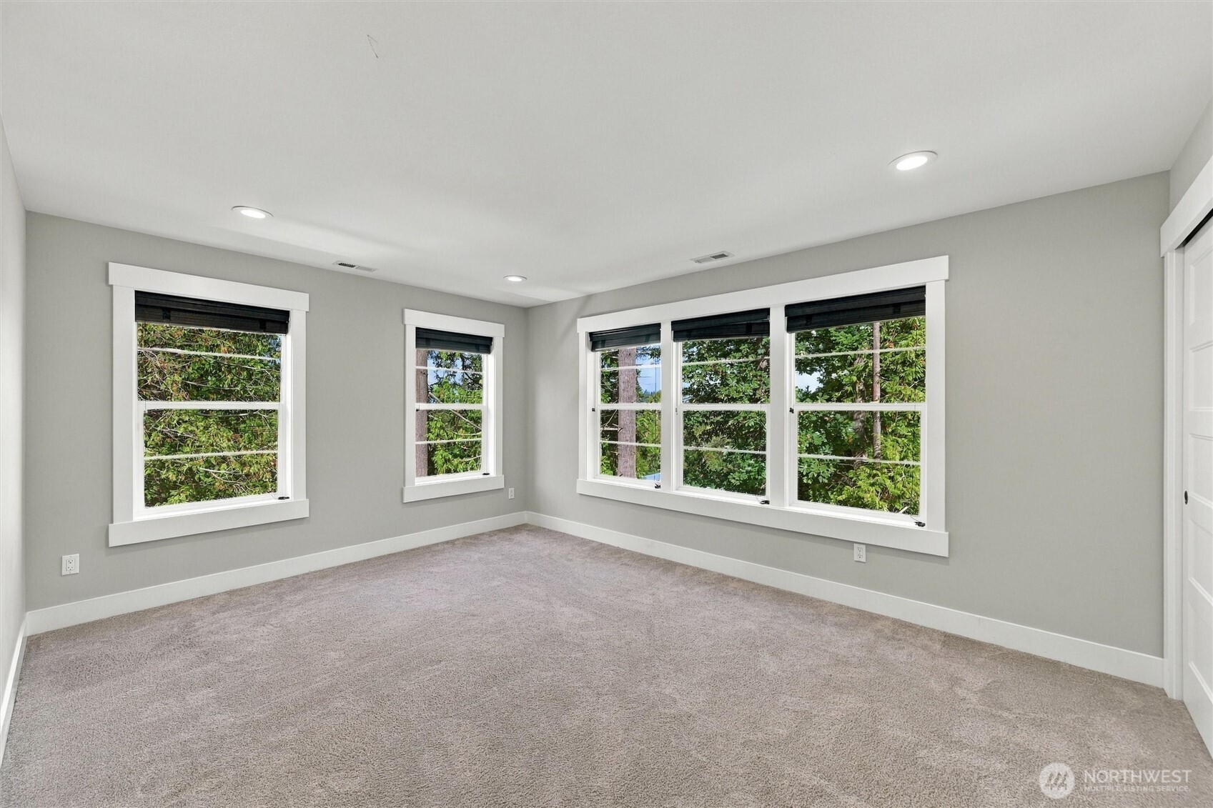 2303 30th Street Property Photo 27