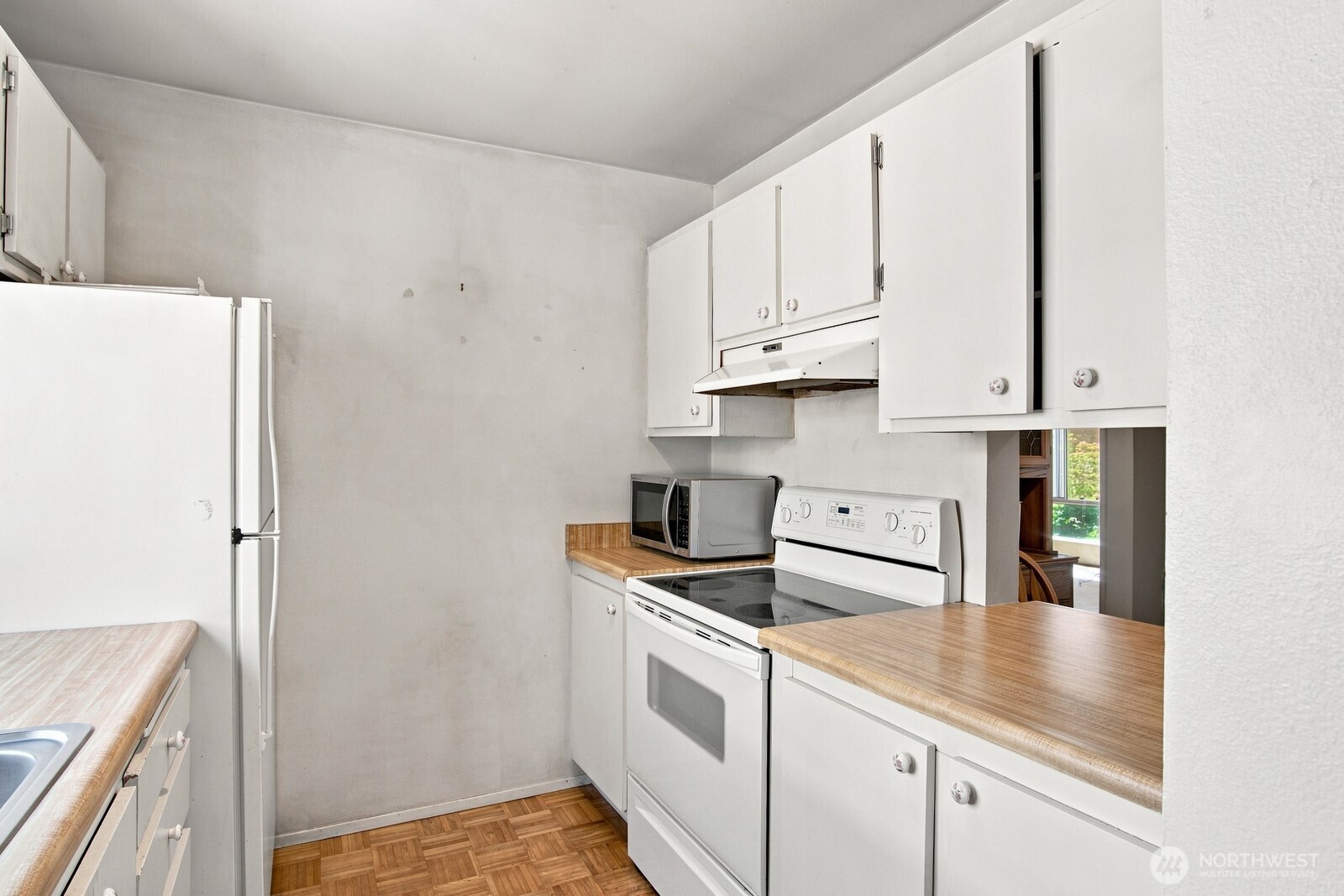 4801 180th Street B205 Property Photo 4