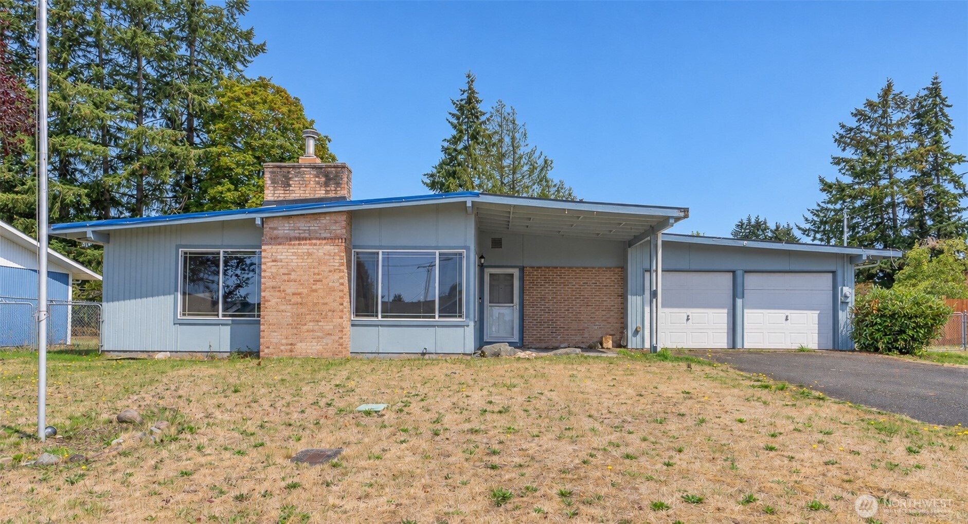 14208 Golden Given Rd E Property Photo 1