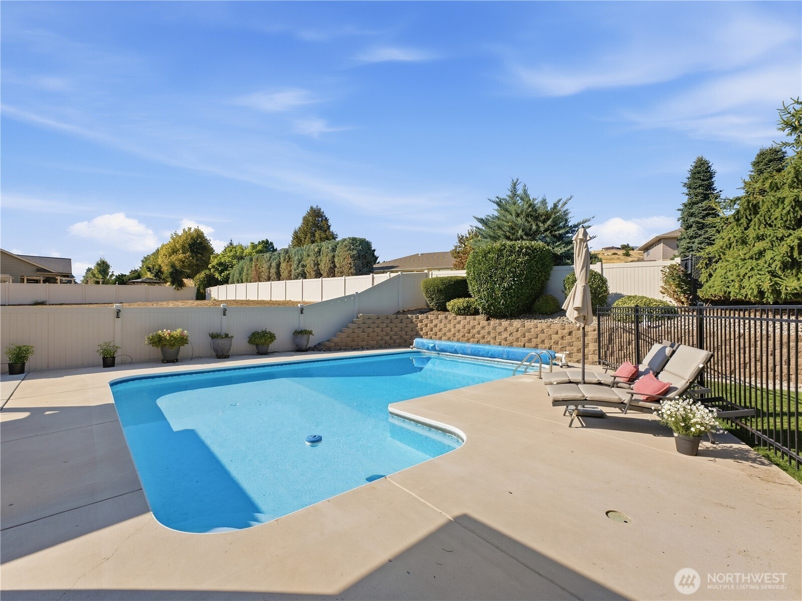 374 Laurie Drive Property Photo 34
