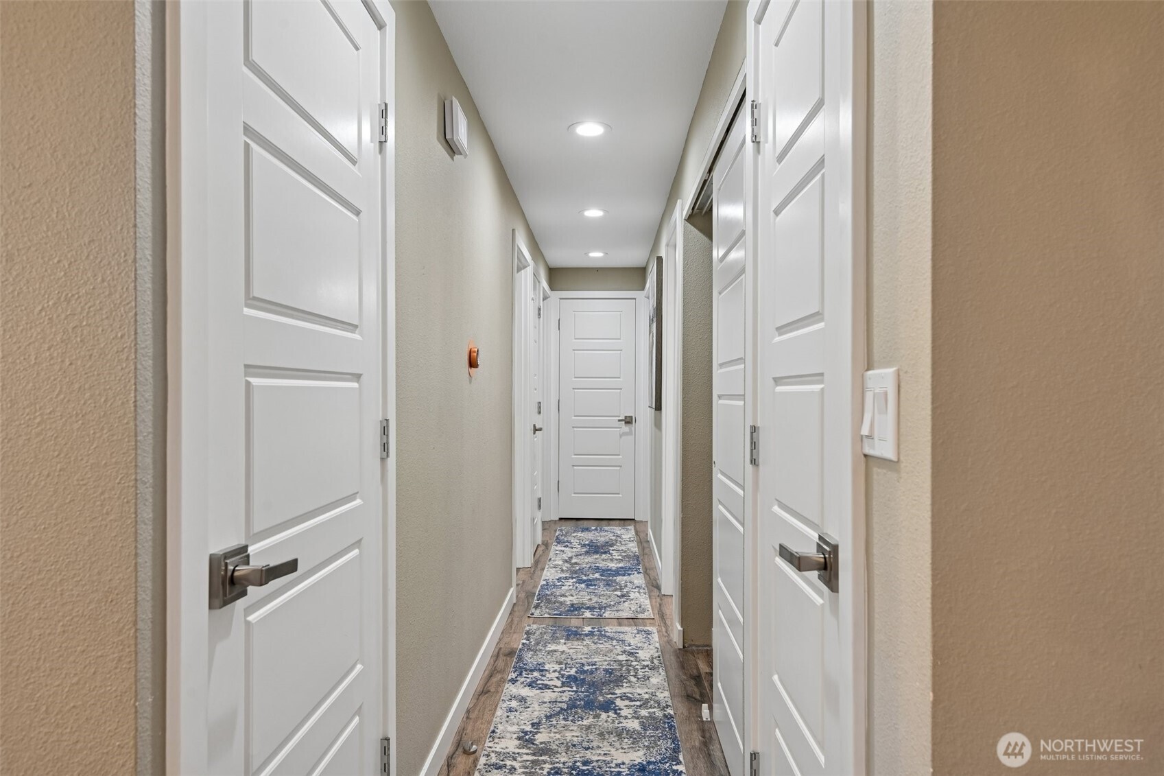 16217 Se 42nd Place Property Photo 6