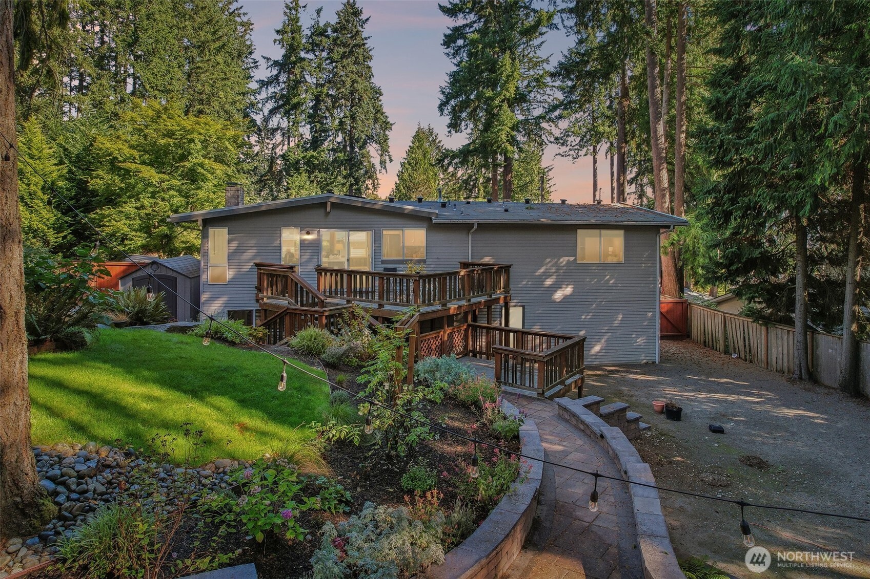 16217 Se 42nd Place Property Photo 37