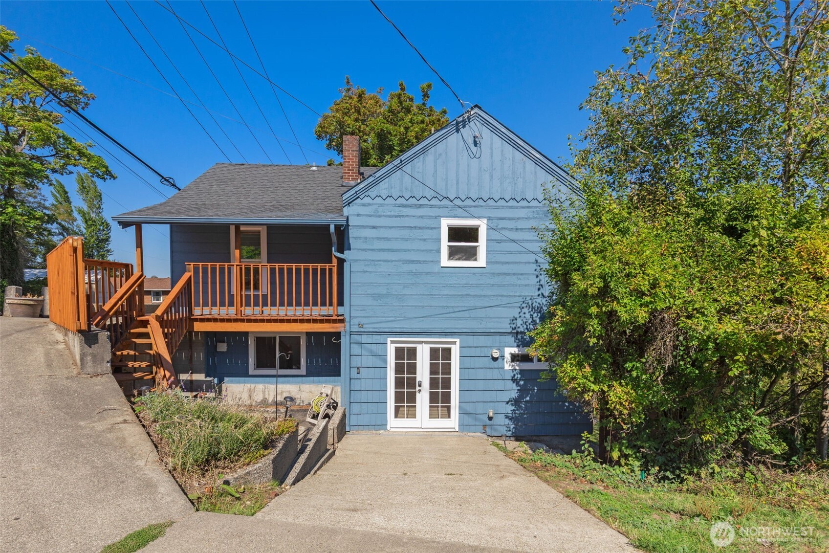 13222 37th Avenue Property Photo 2