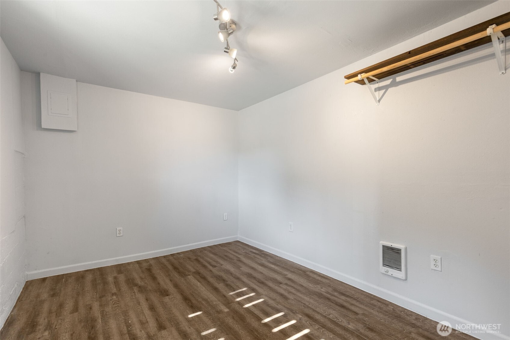 13222 37th Avenue Property Photo 27