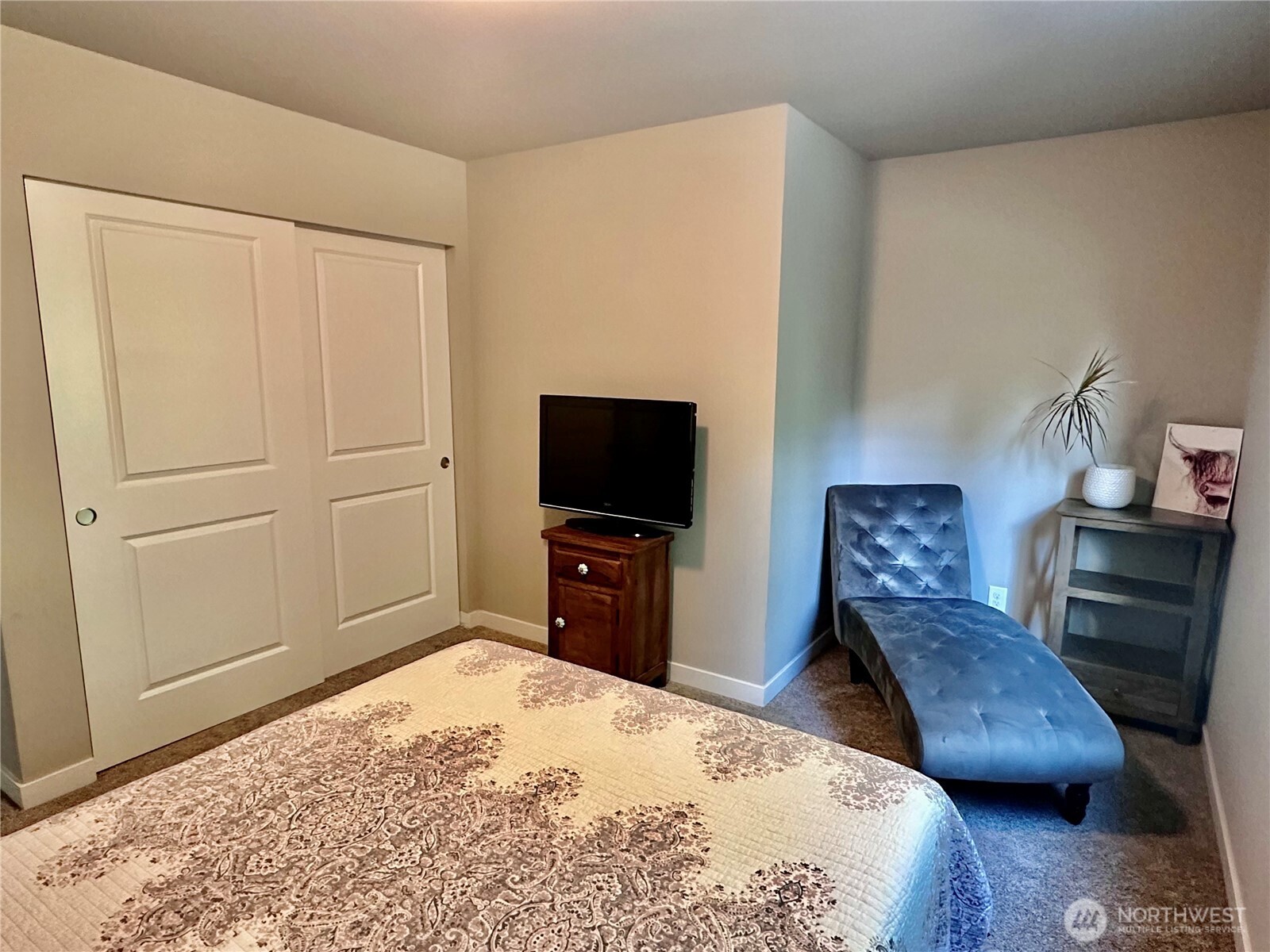 141 E Ellinor Peak Place Property Photo 24