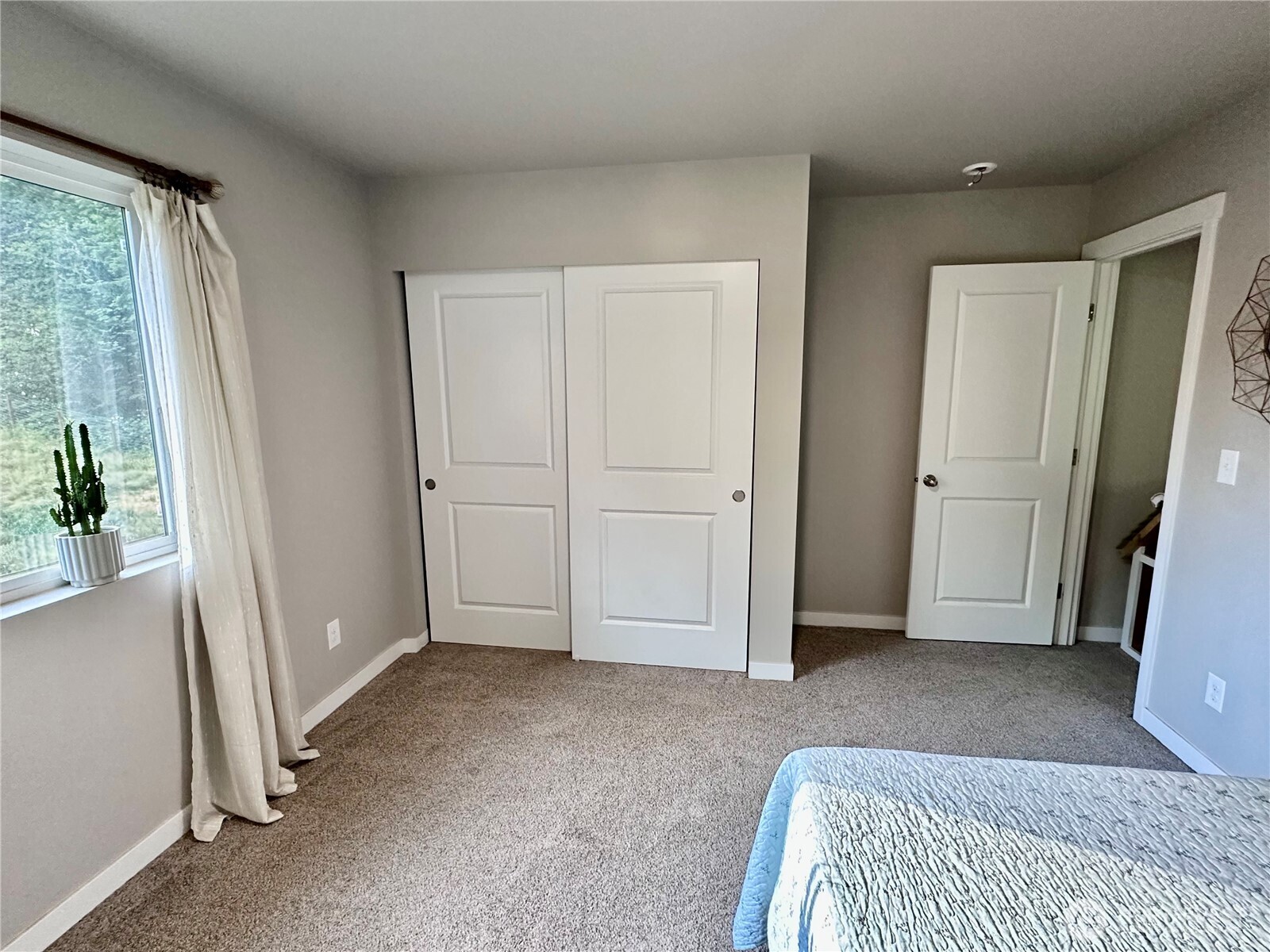 141 E Ellinor Peak Place Property Photo 27