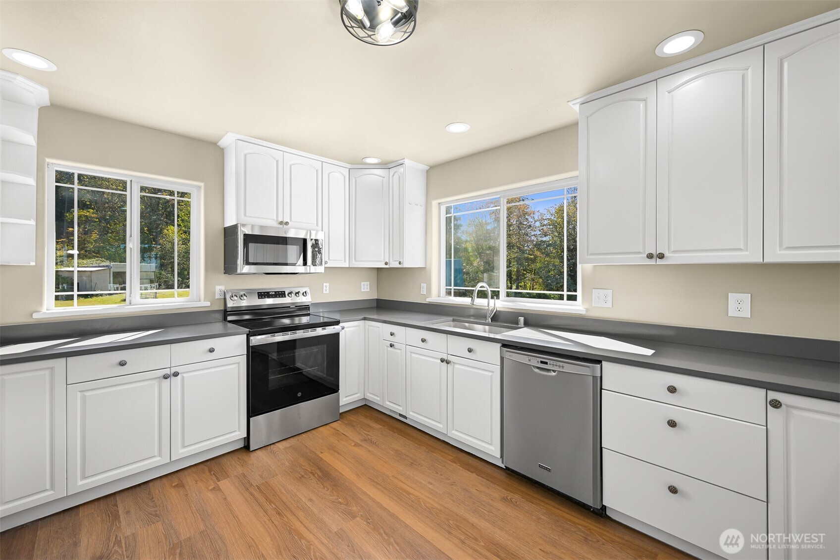 3829 Cabrant Property Photo 18