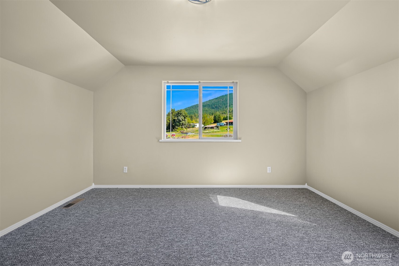 3829 Cabrant Property Photo 24