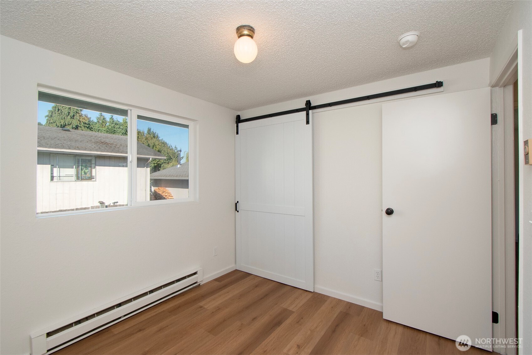 2355 E Sixth Avenue Property Photo 14