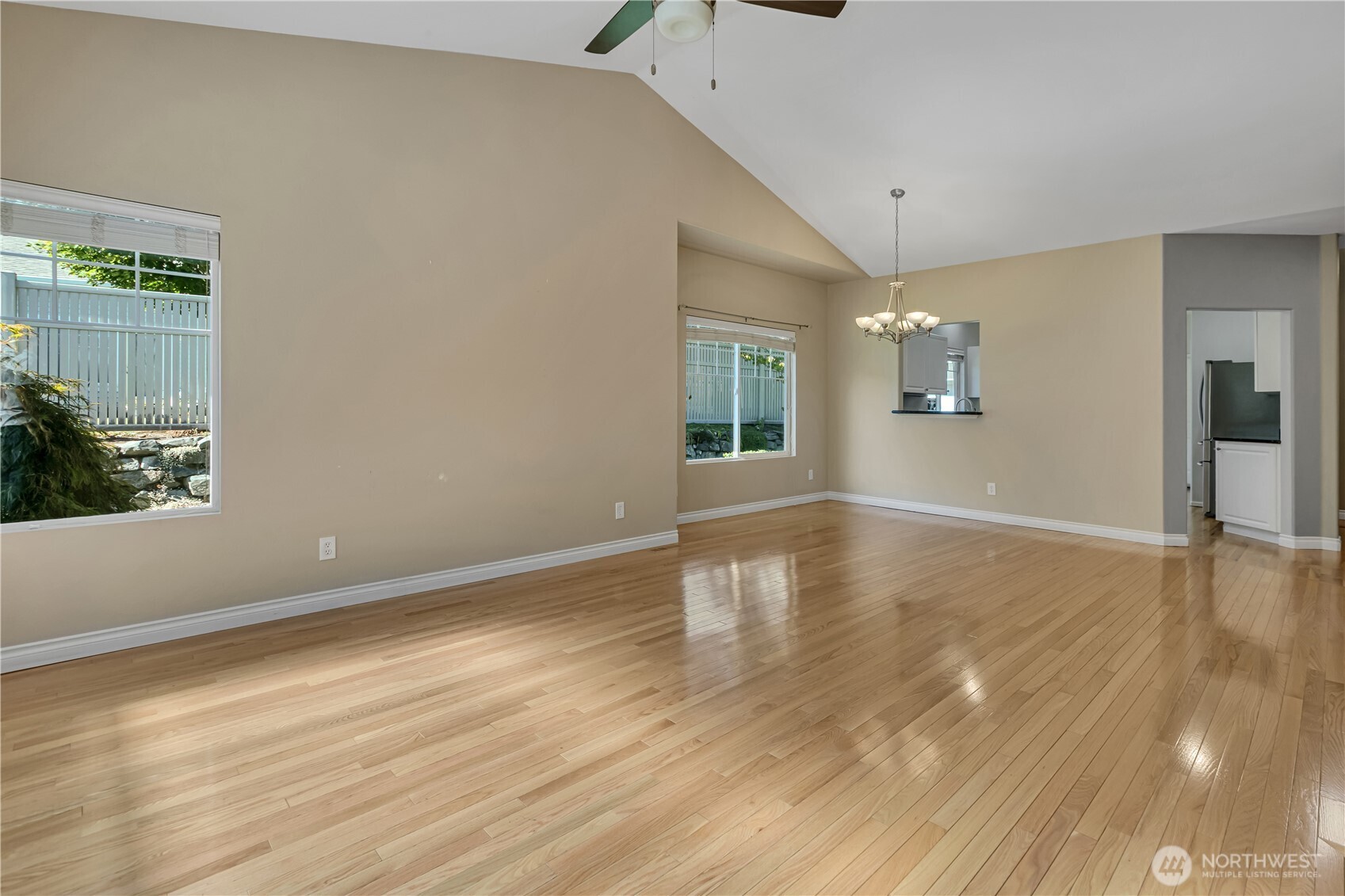 5121 S 234th Street 42-4 Property Photo 8