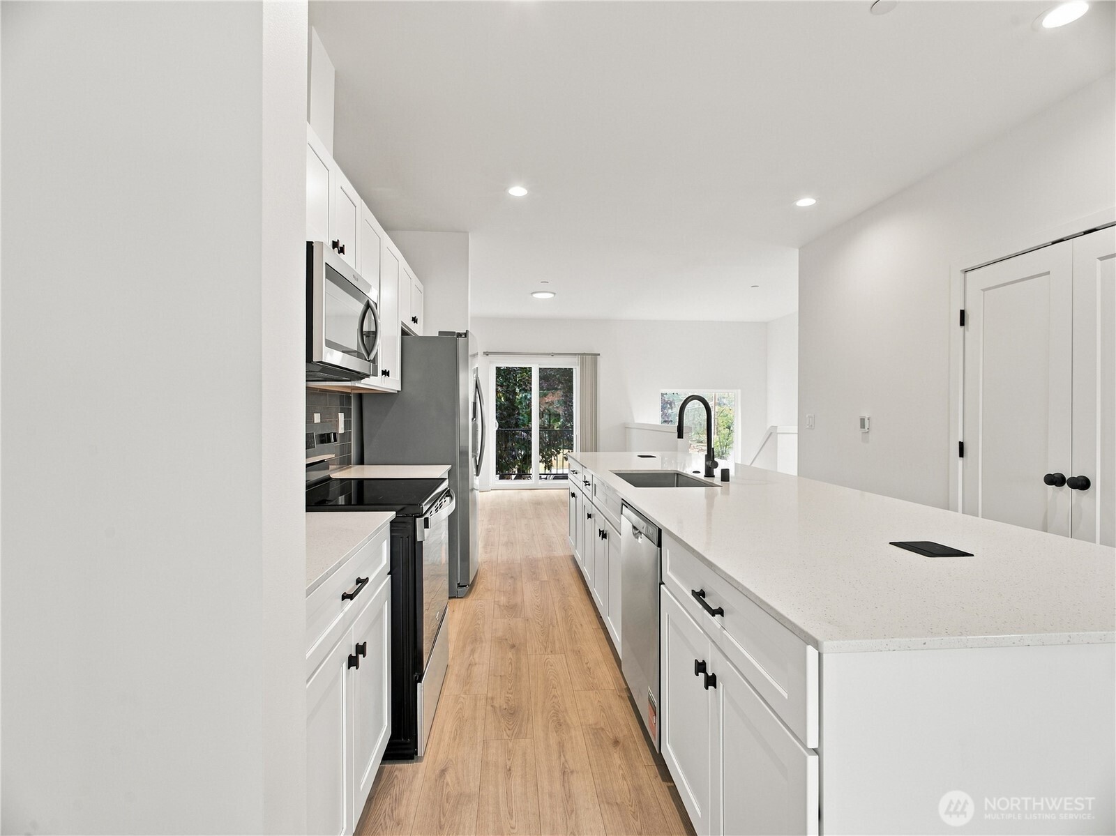 28609 112th Street A7 Property Photo 16