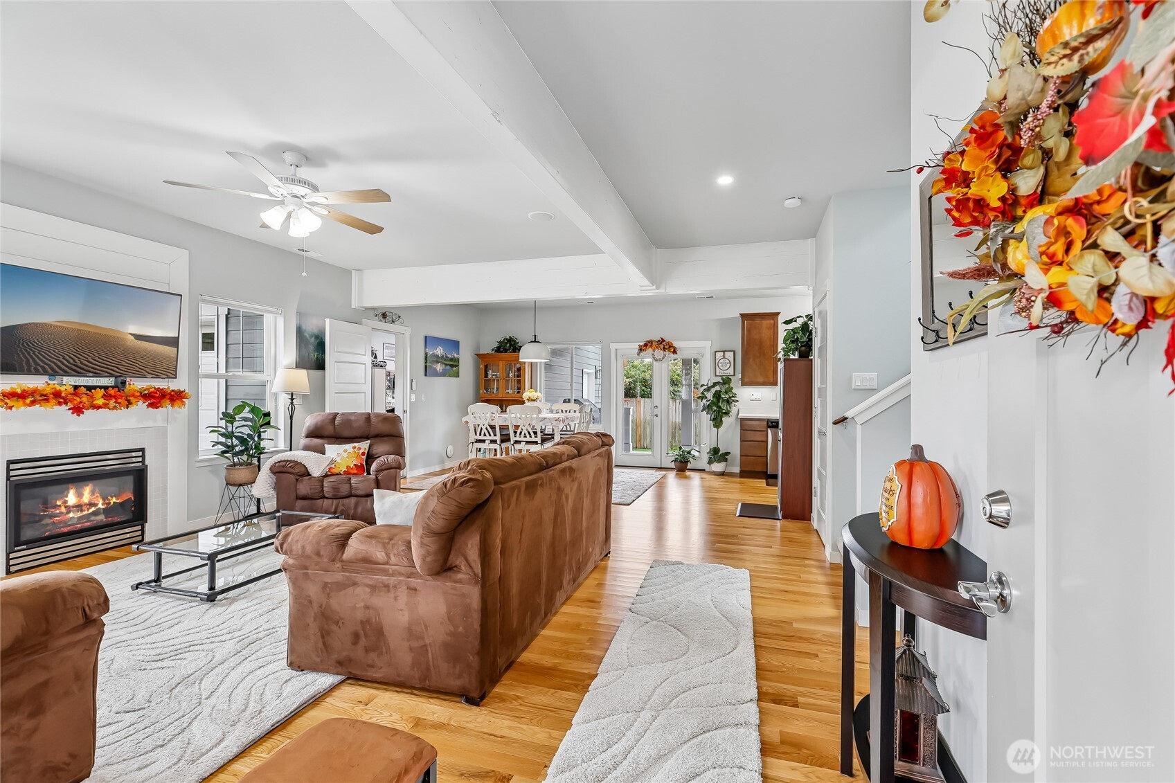 18052 W Columbia Street Property Photo 4