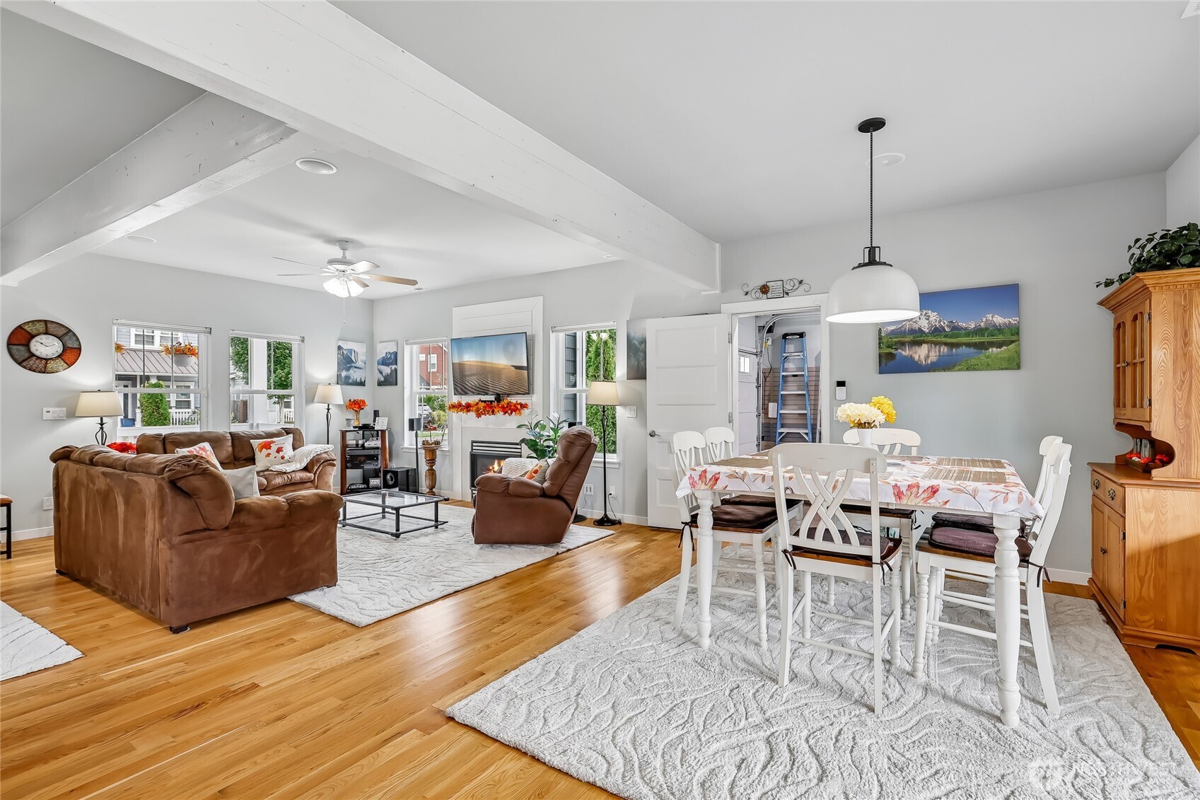 18052 W Columbia Street Property Photo 8