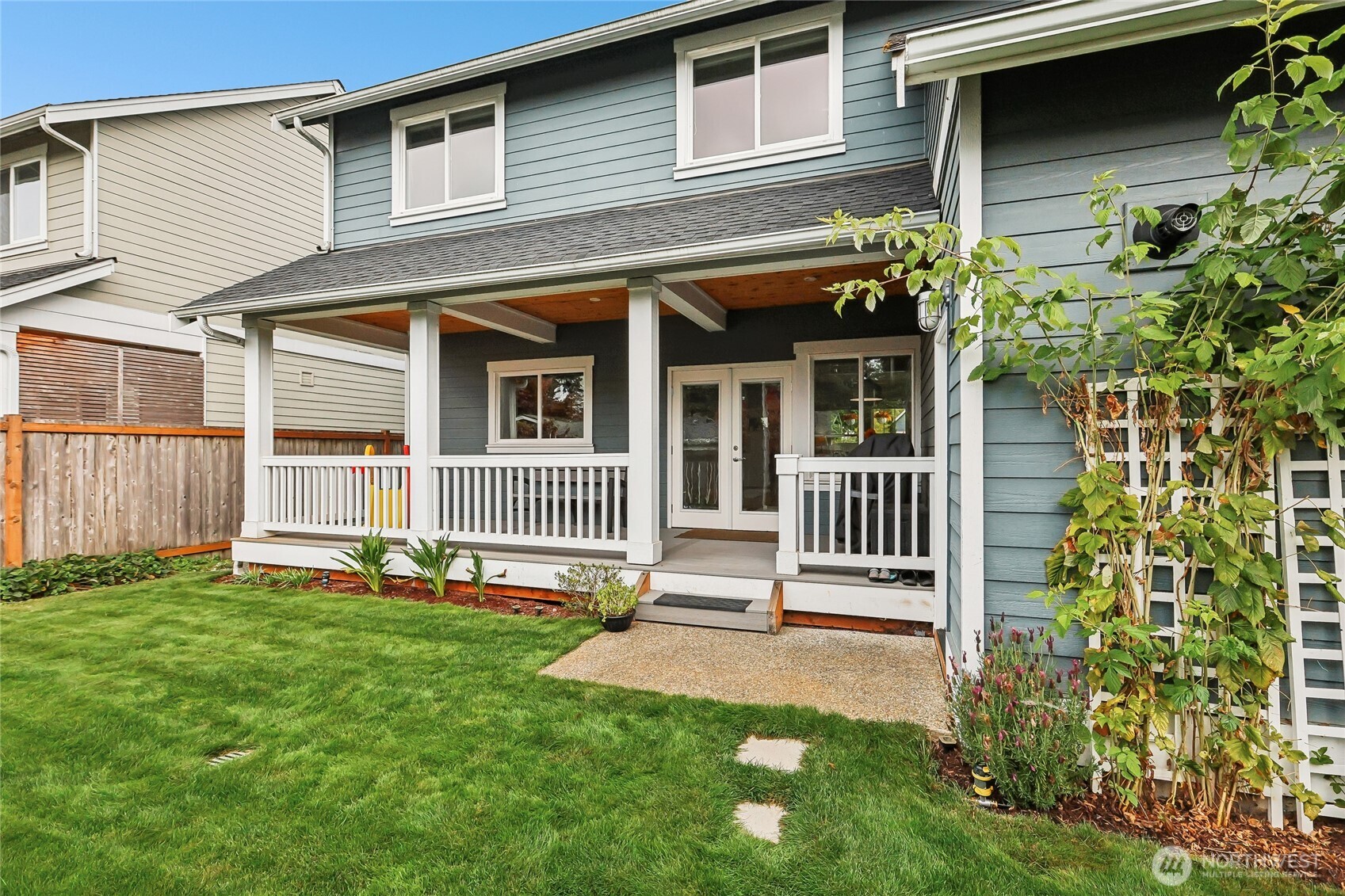 18052 W Columbia Street Property Photo 29