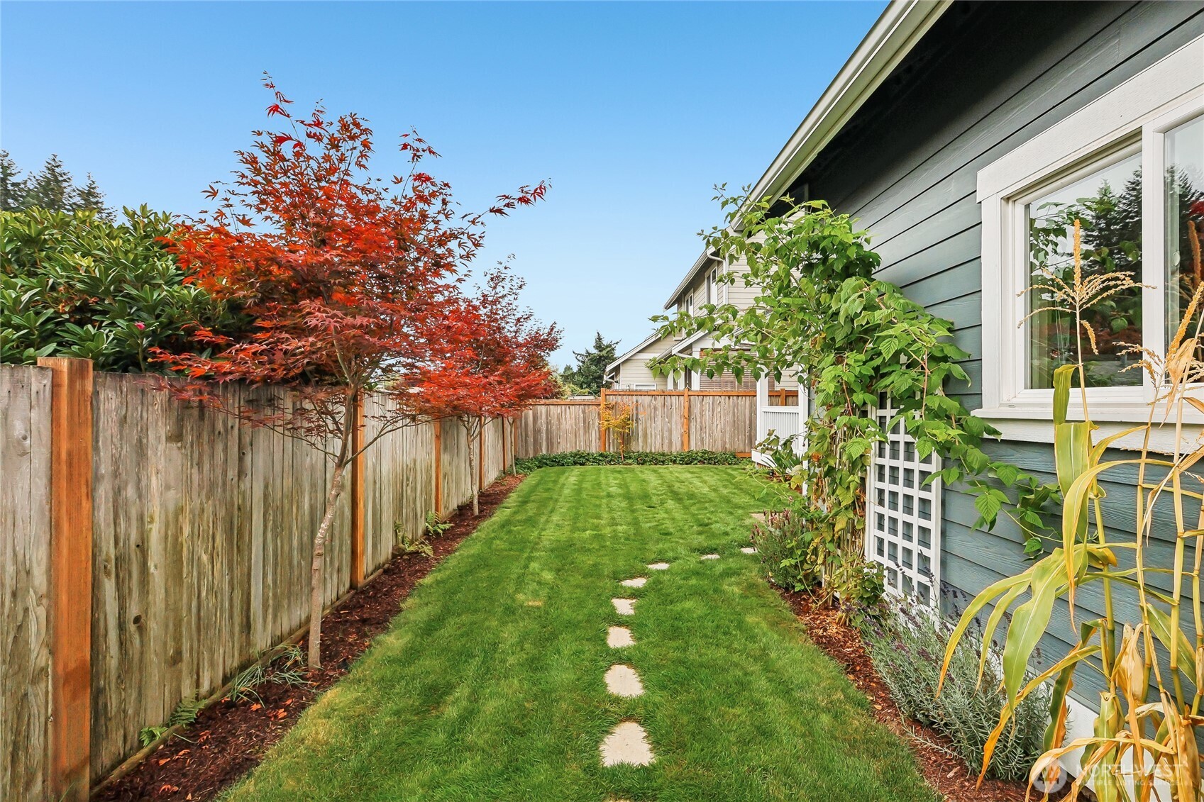 18052 W Columbia Street Property Photo 32