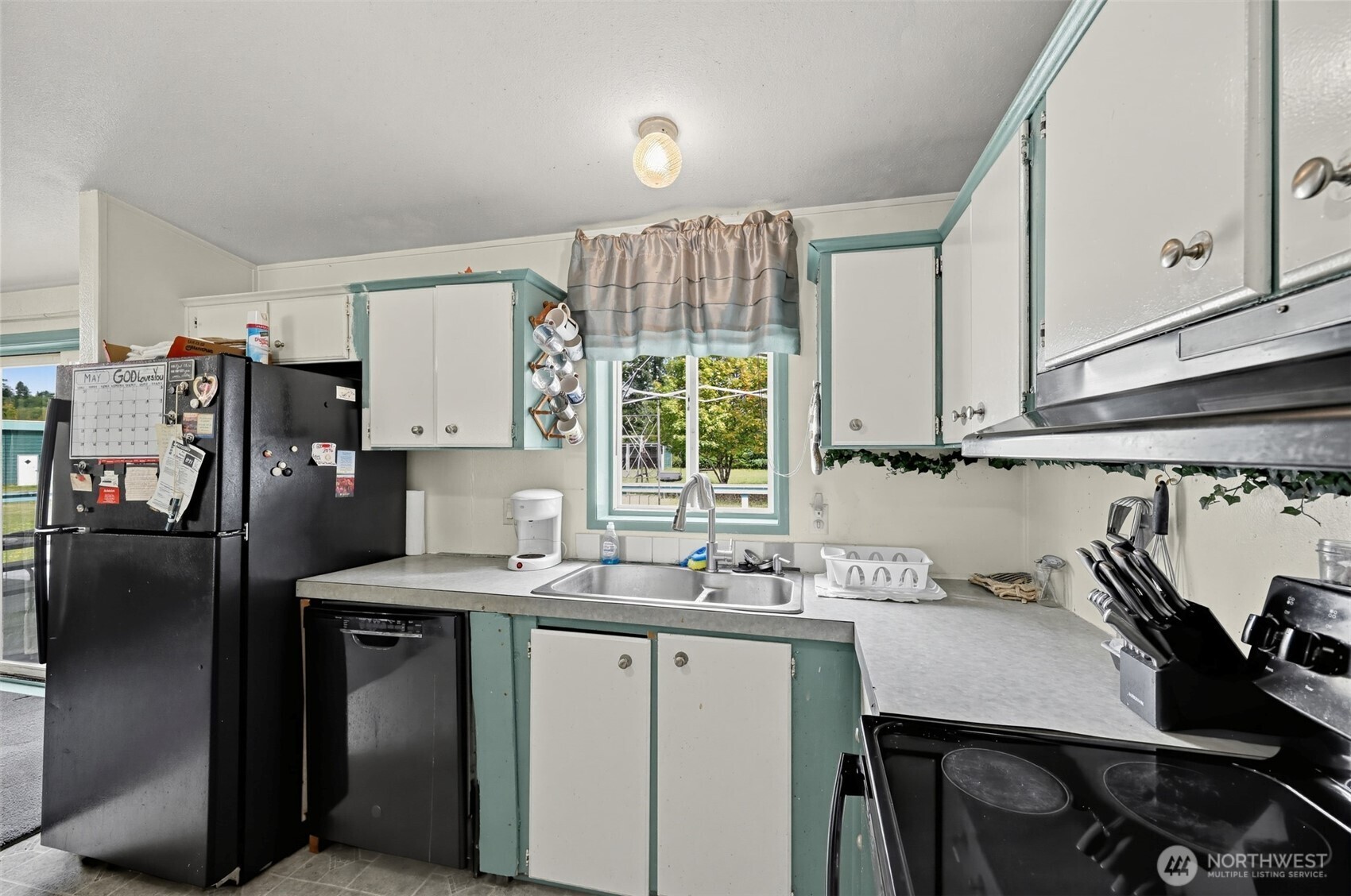 104 Green Lane Property Photo 12