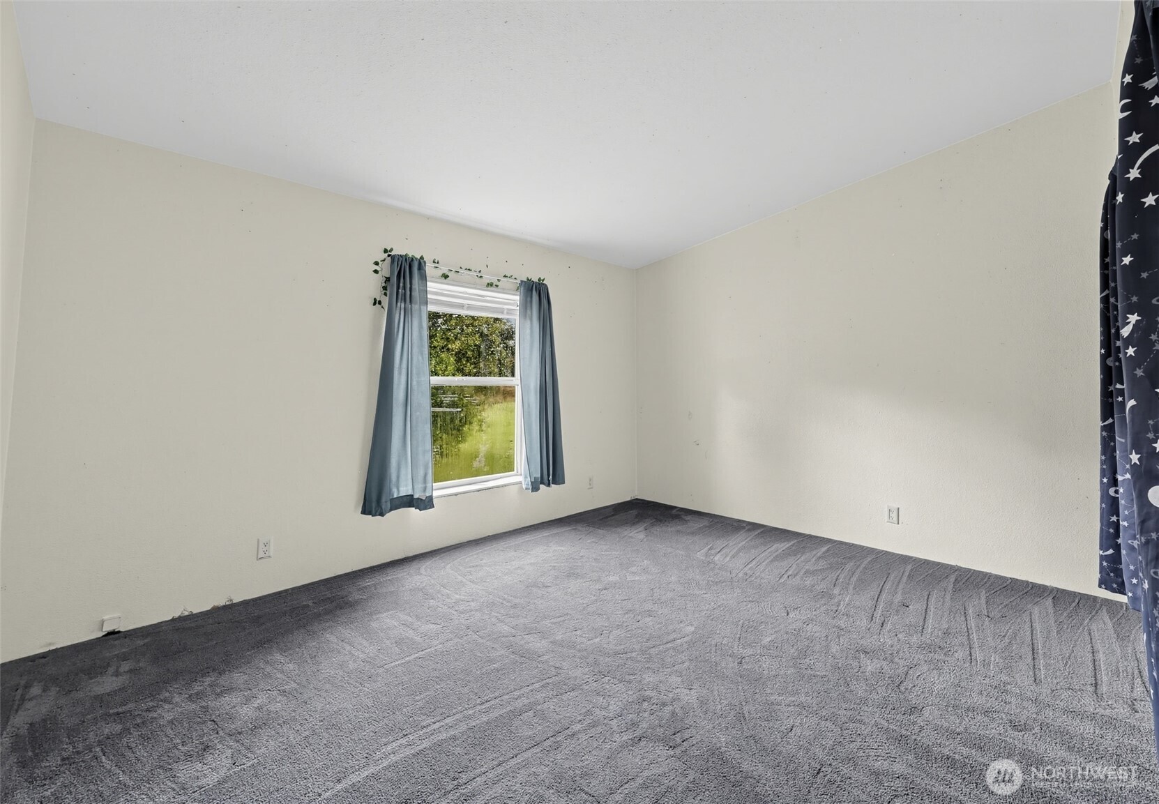 104 Green Lane Property Photo 16