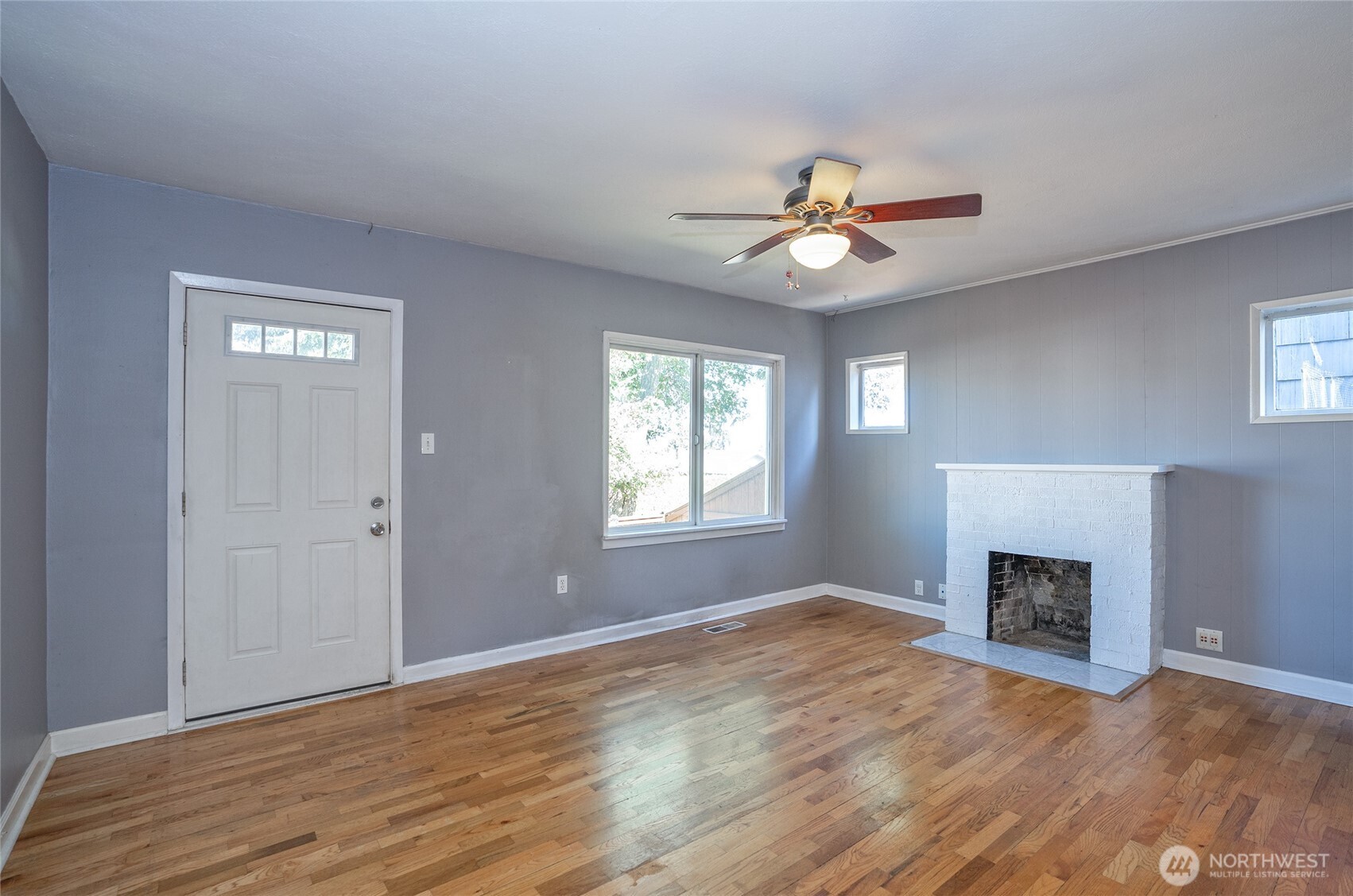 5210 N 46th Street Property Photo 6