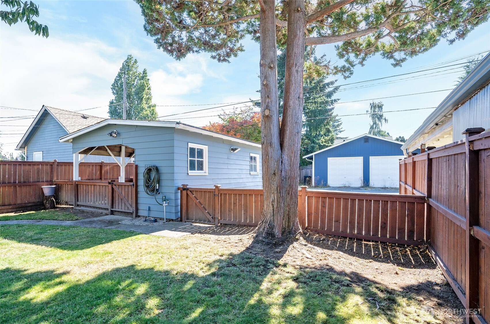 5210 N 46th Street Property Photo 19
