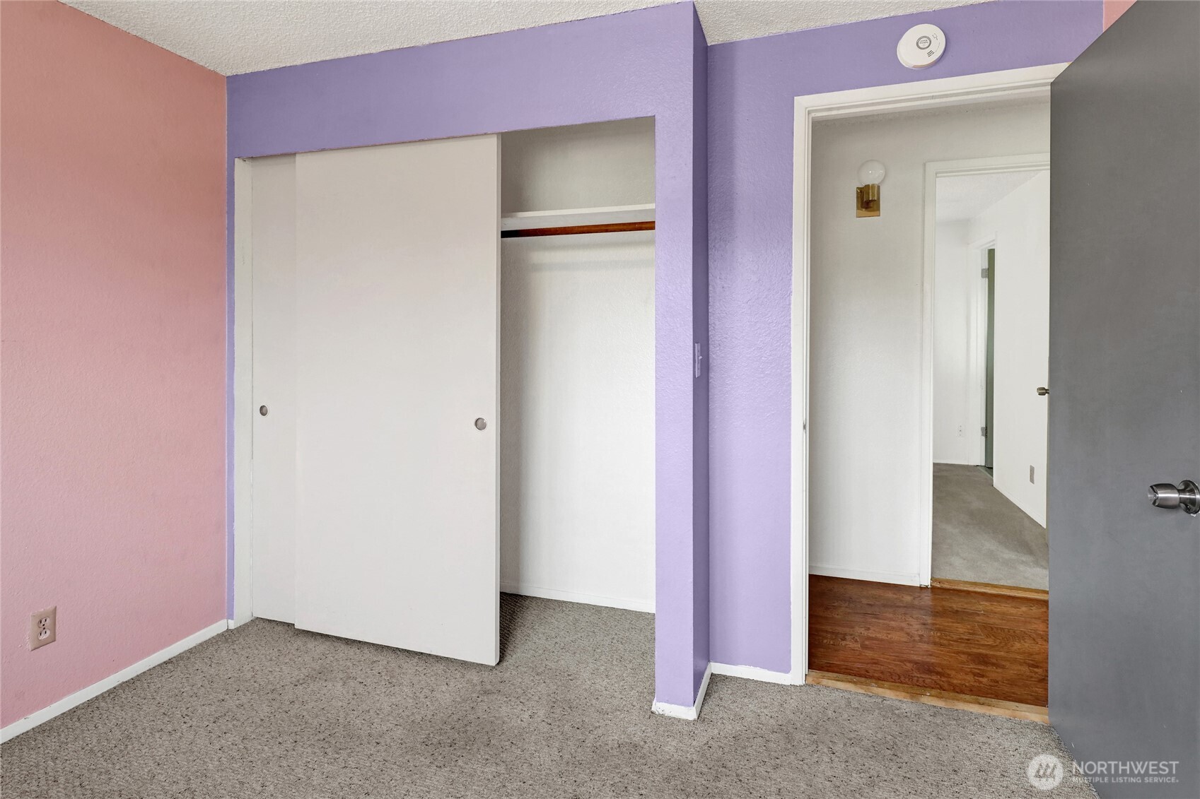 875 Adelia Street Property Photo 22