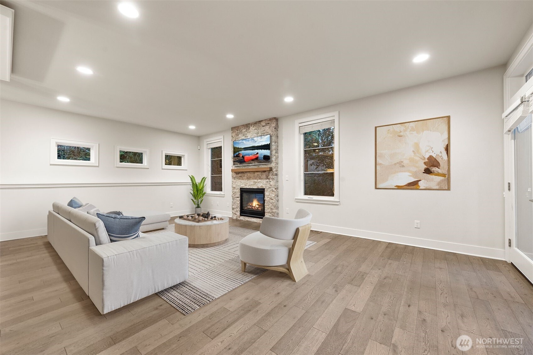 1711 4th St Property Photo 3