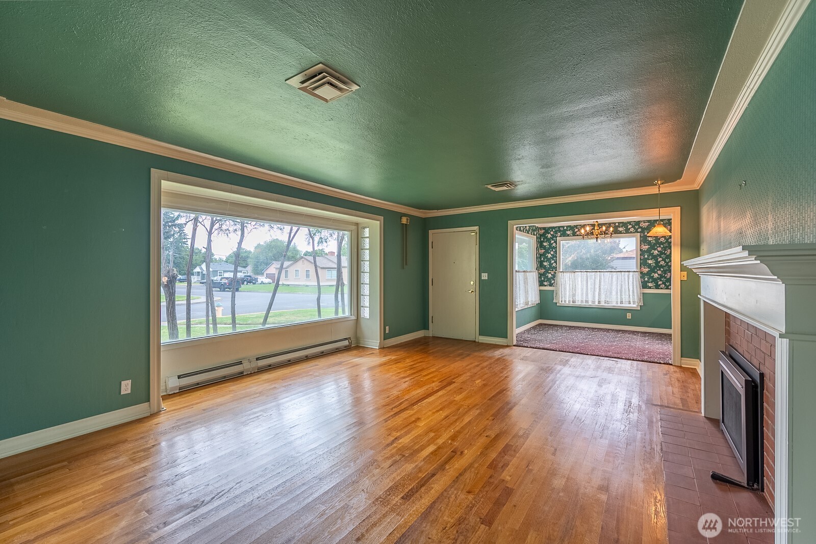 165 D Street Property Photo 9