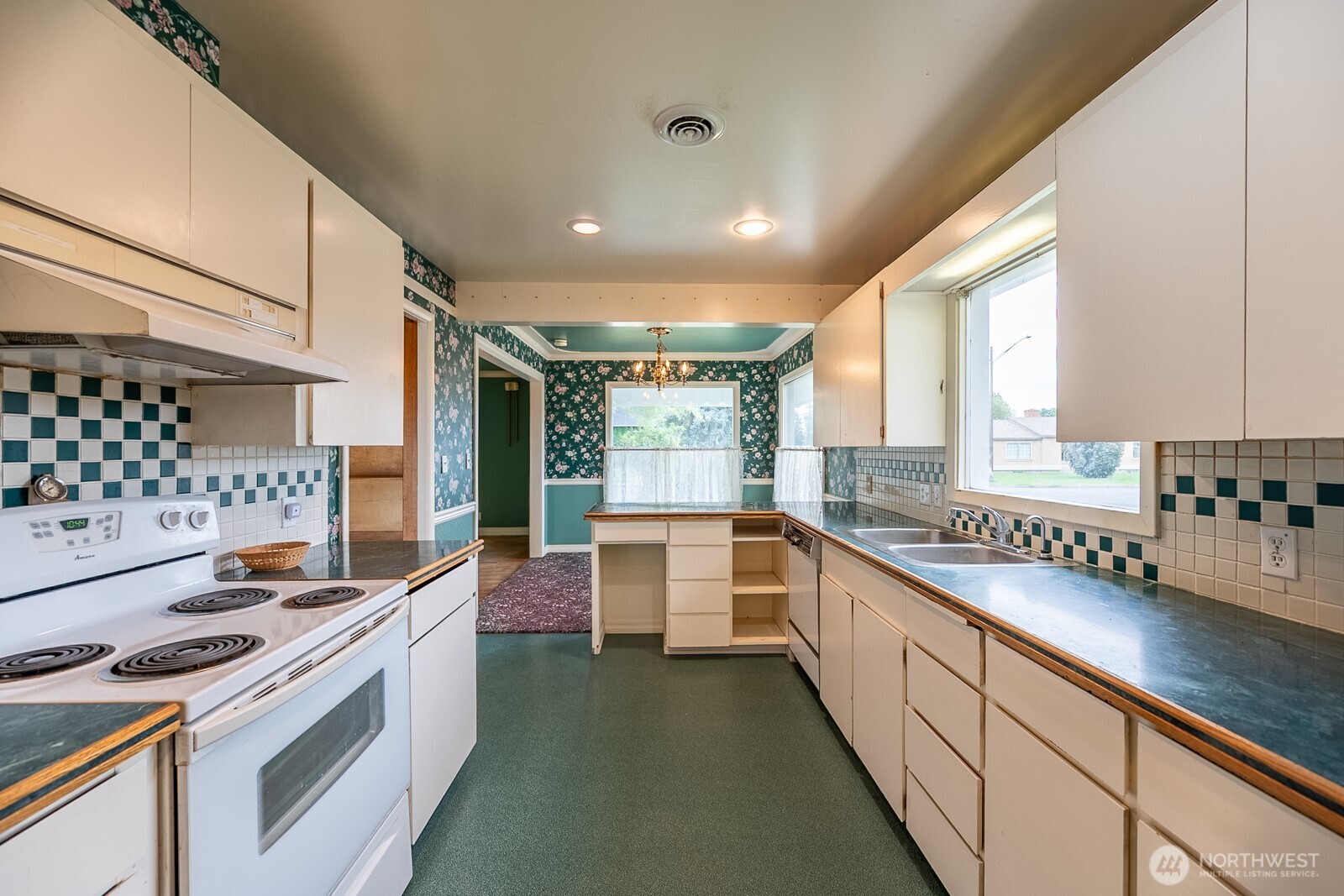 165 D Street Property Photo 14
