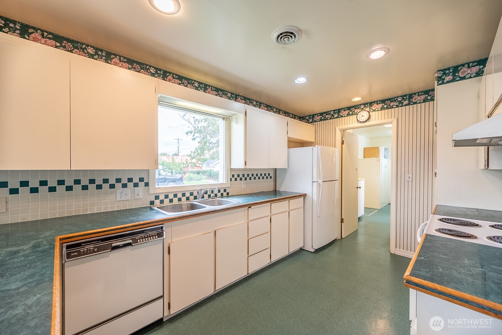 165 D Street Property Photo 16