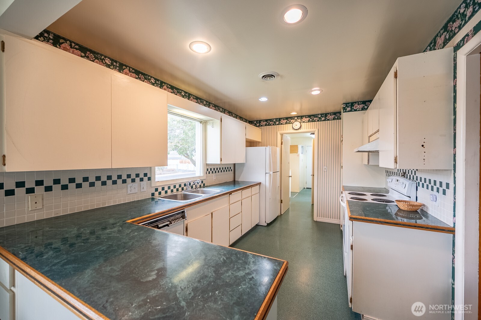 165 D Street Property Photo 17