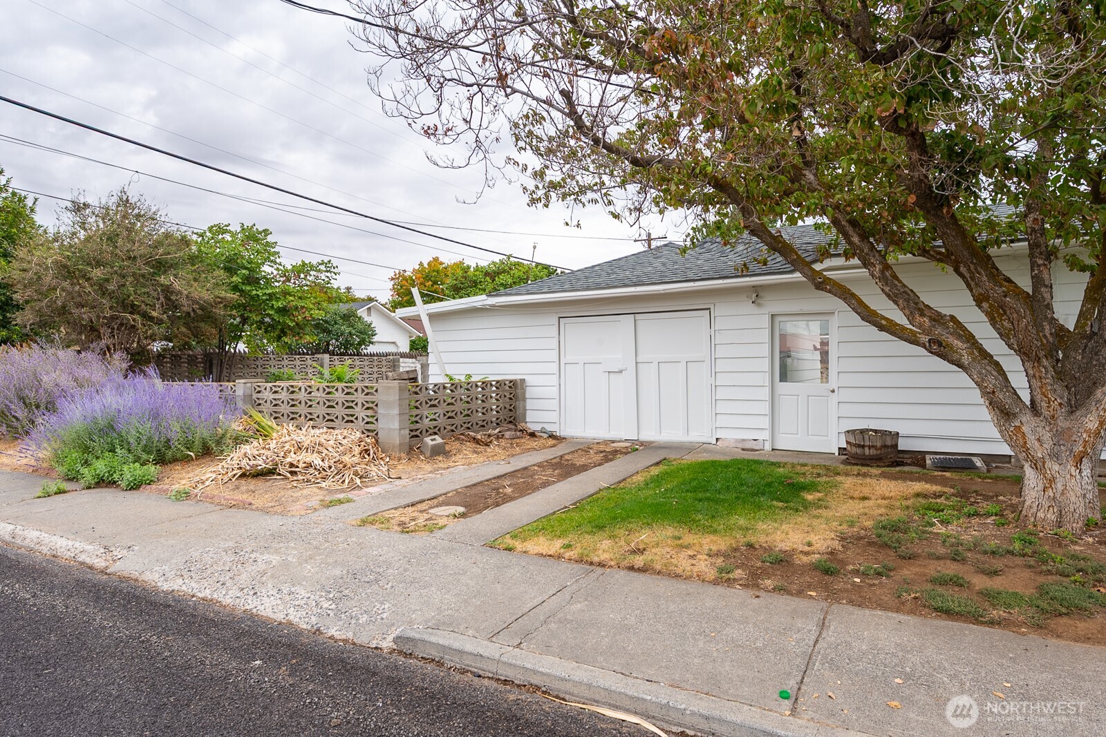 165 D Street Property Photo 37