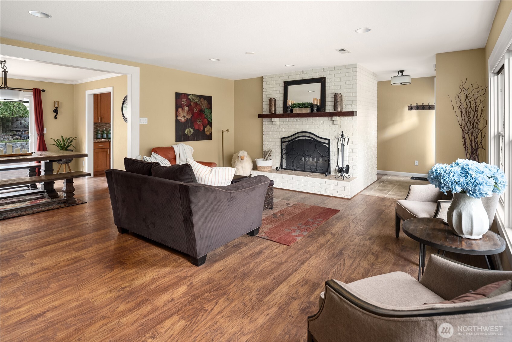 8807 Danforth Street Property Photo 7