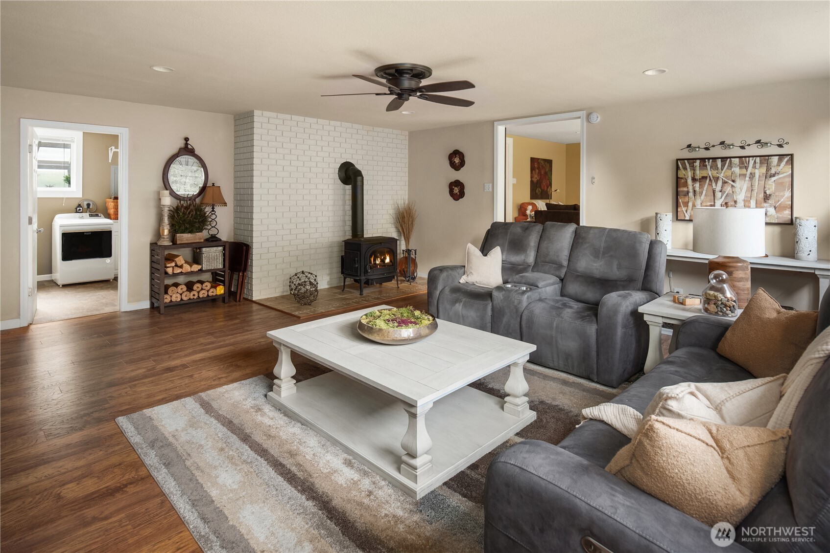 8807 Danforth Street Property Photo 16