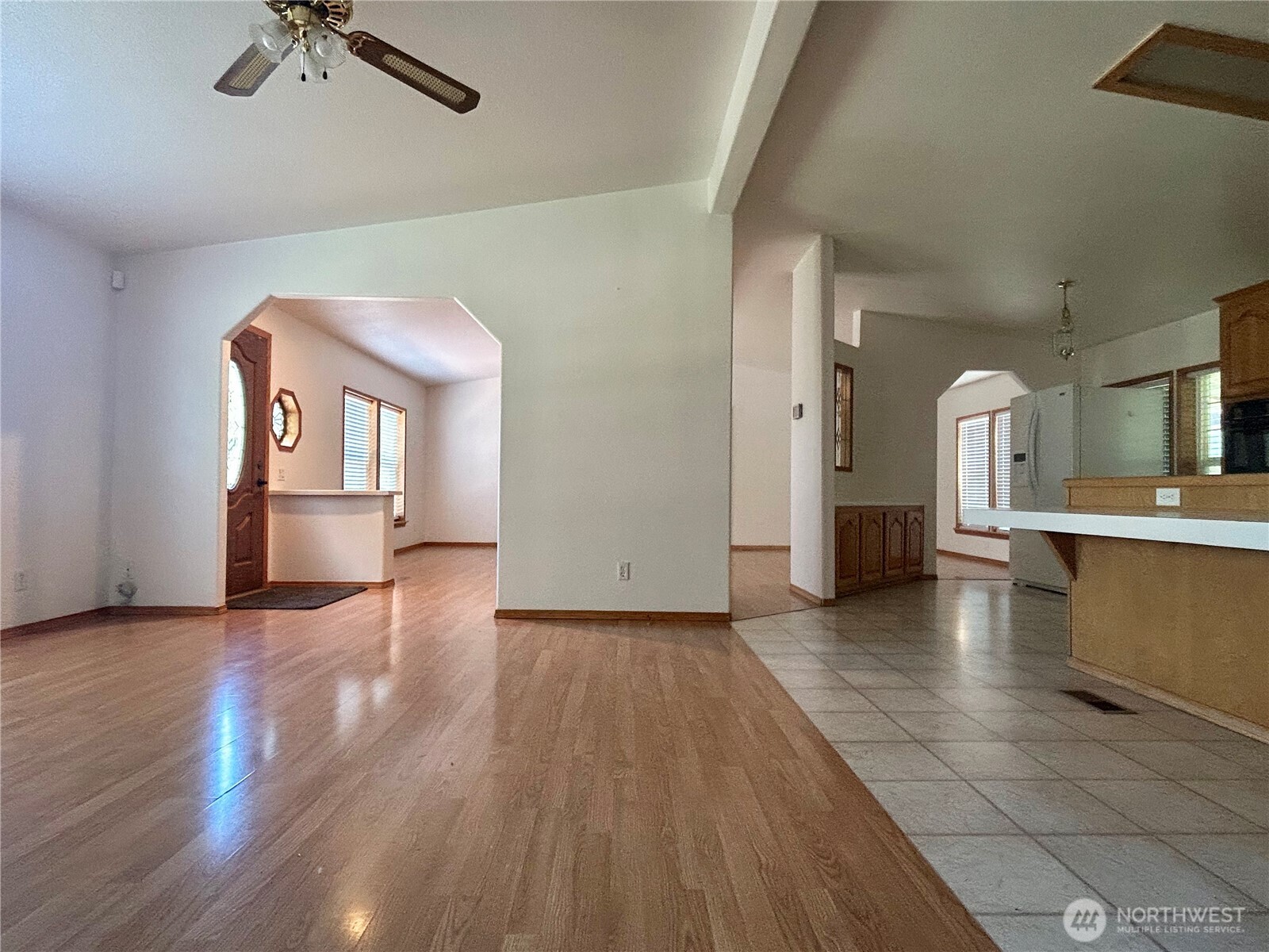 234 Se E Street Property Photo 9