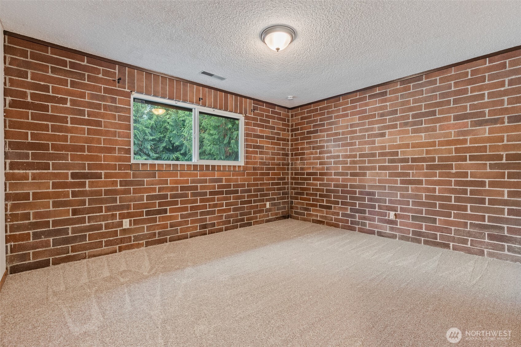 3427 192nd Street Property Photo 12
