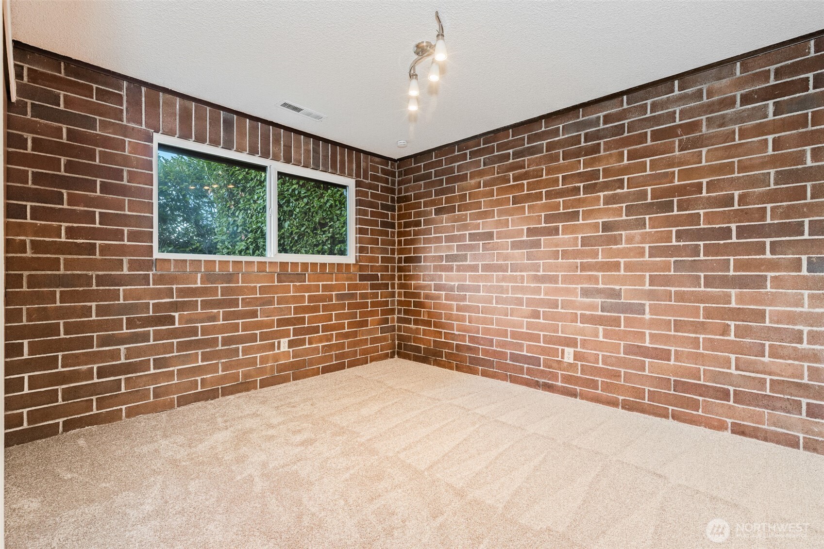 3427 192nd Street Property Photo 26