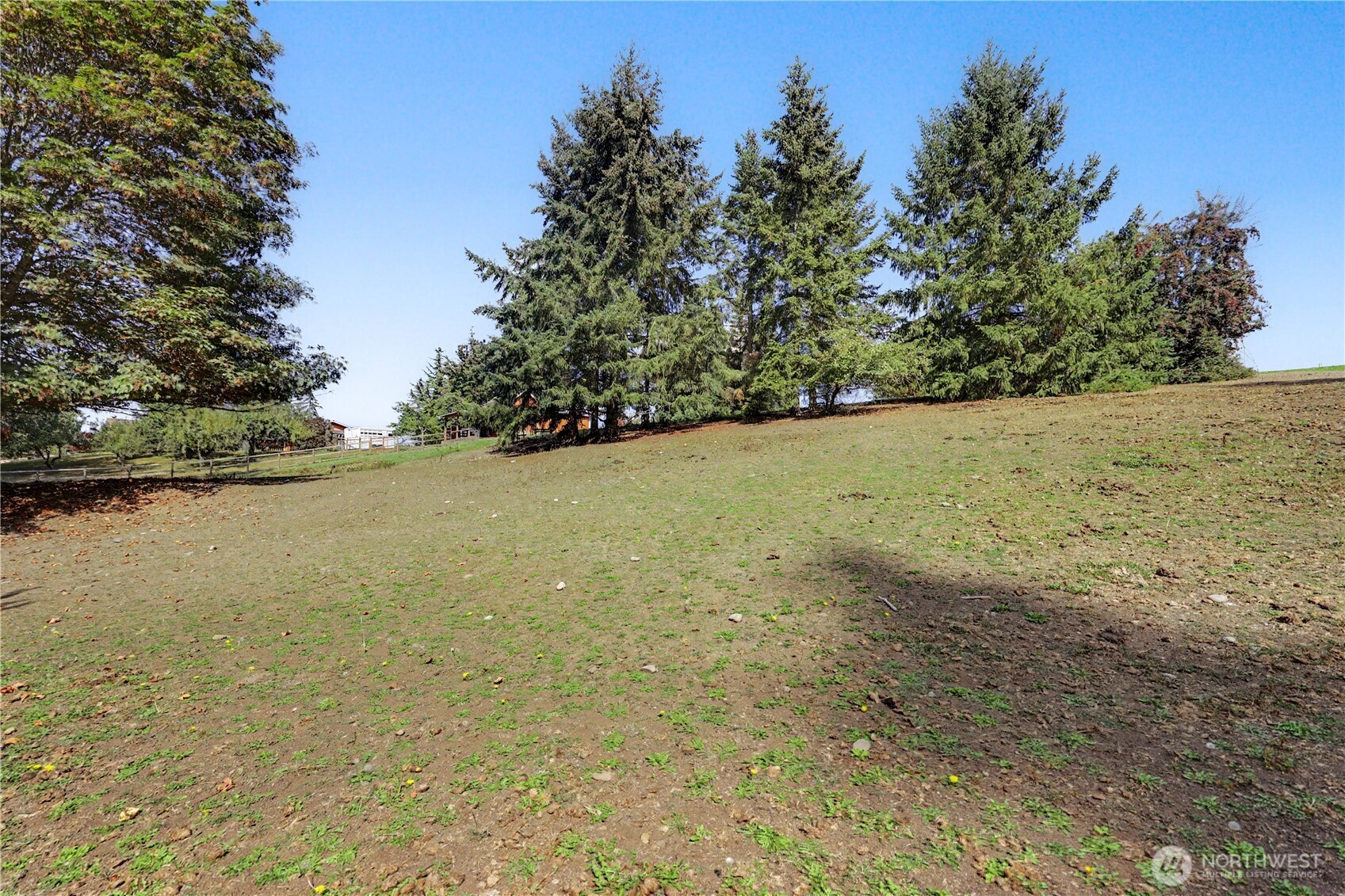 96 Montihill Lane Property Photo 3