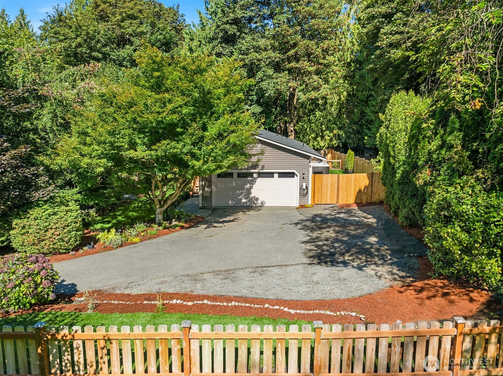 14722 3rd Place Property Photo 3