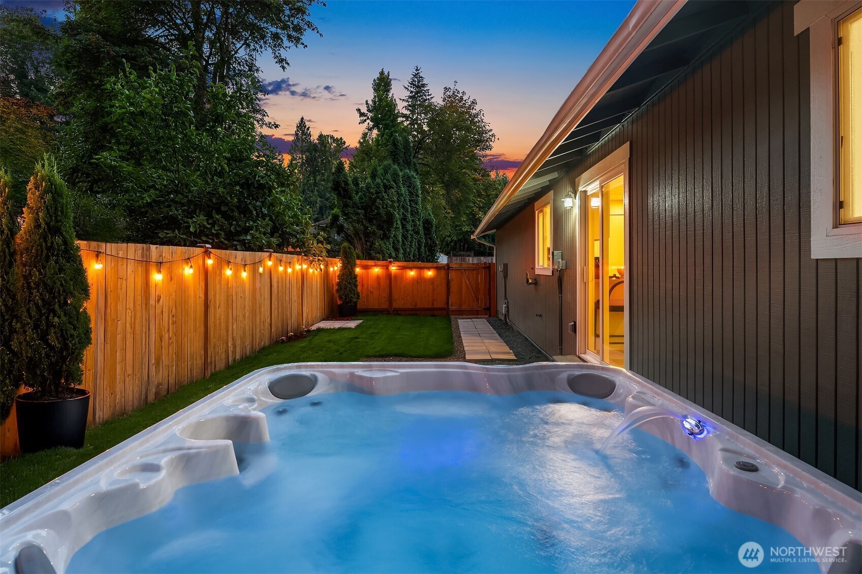 14722 3rd Place Property Photo 12