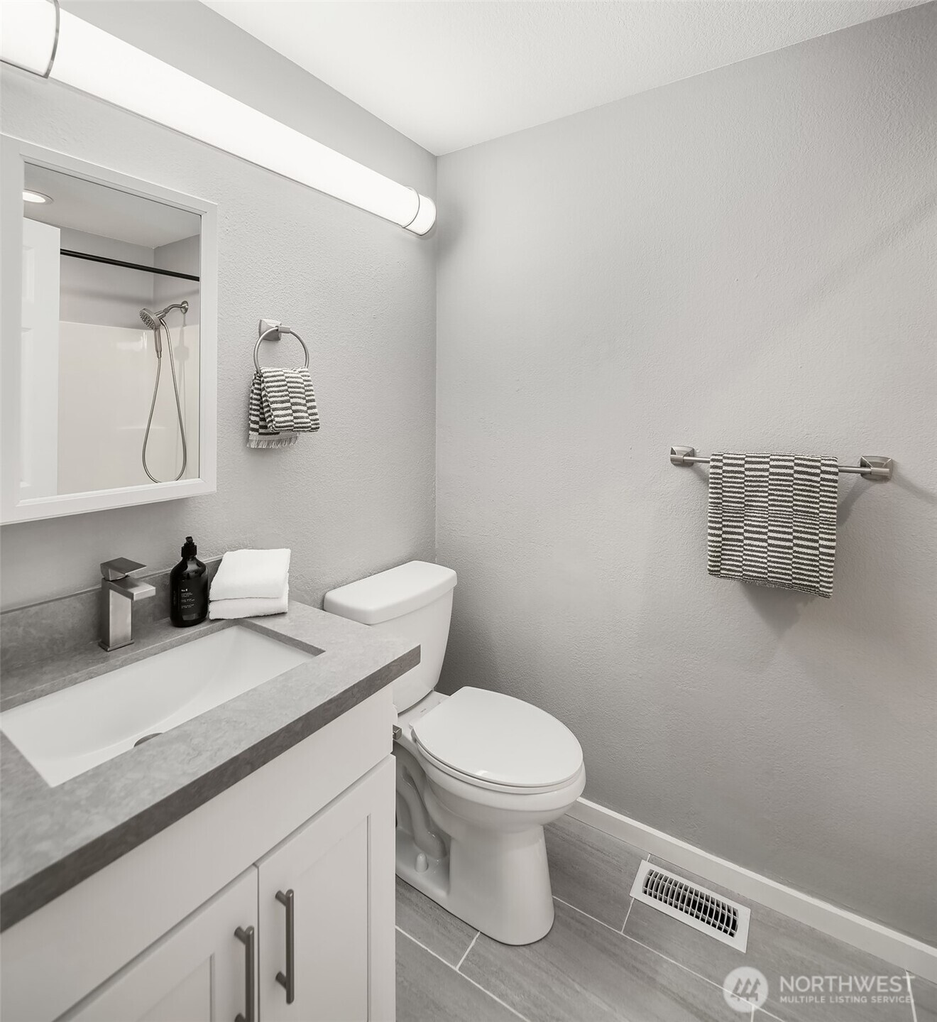14722 3rd Place Property Photo 29
