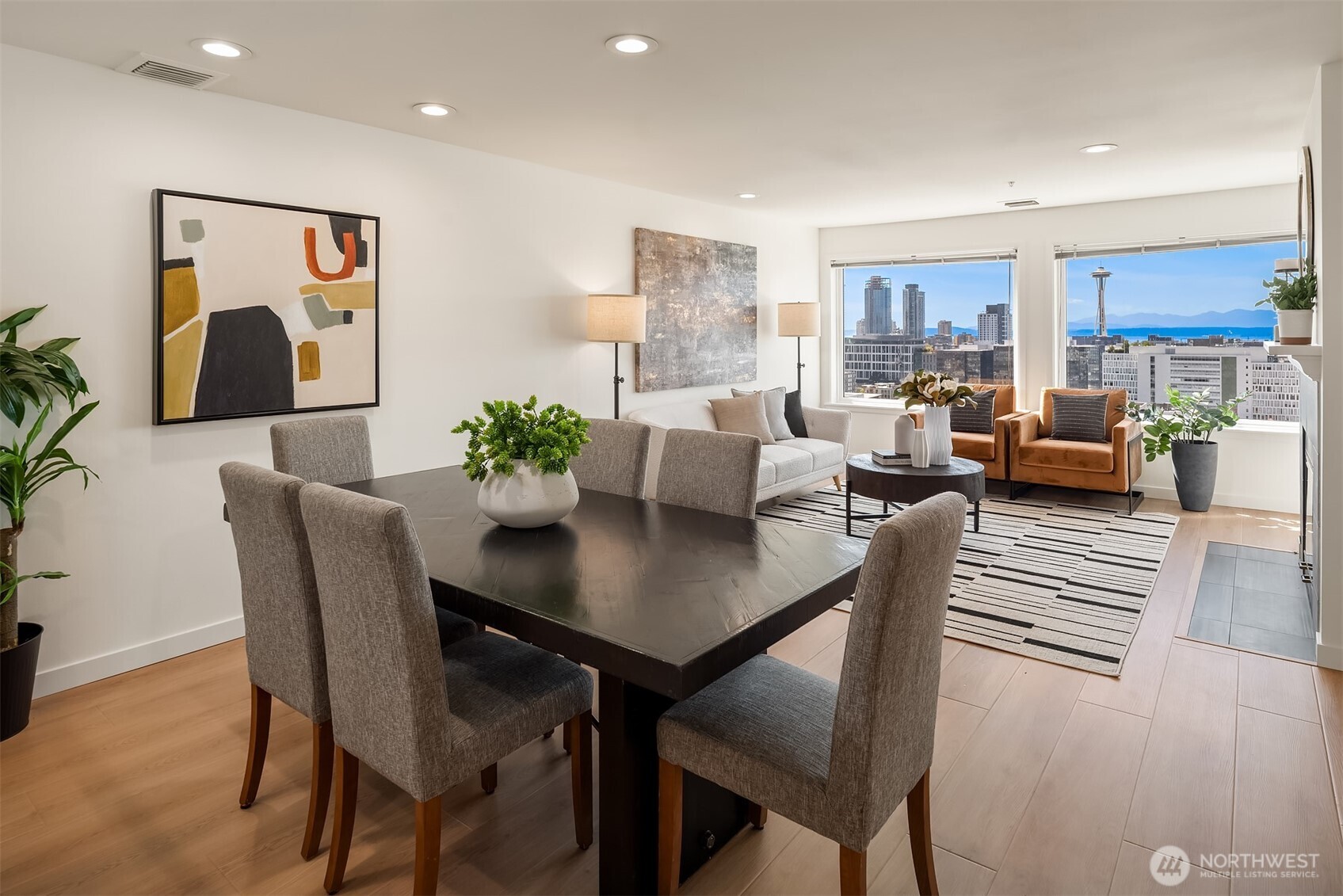420 Melrose Avenue 902 Property Photo 6