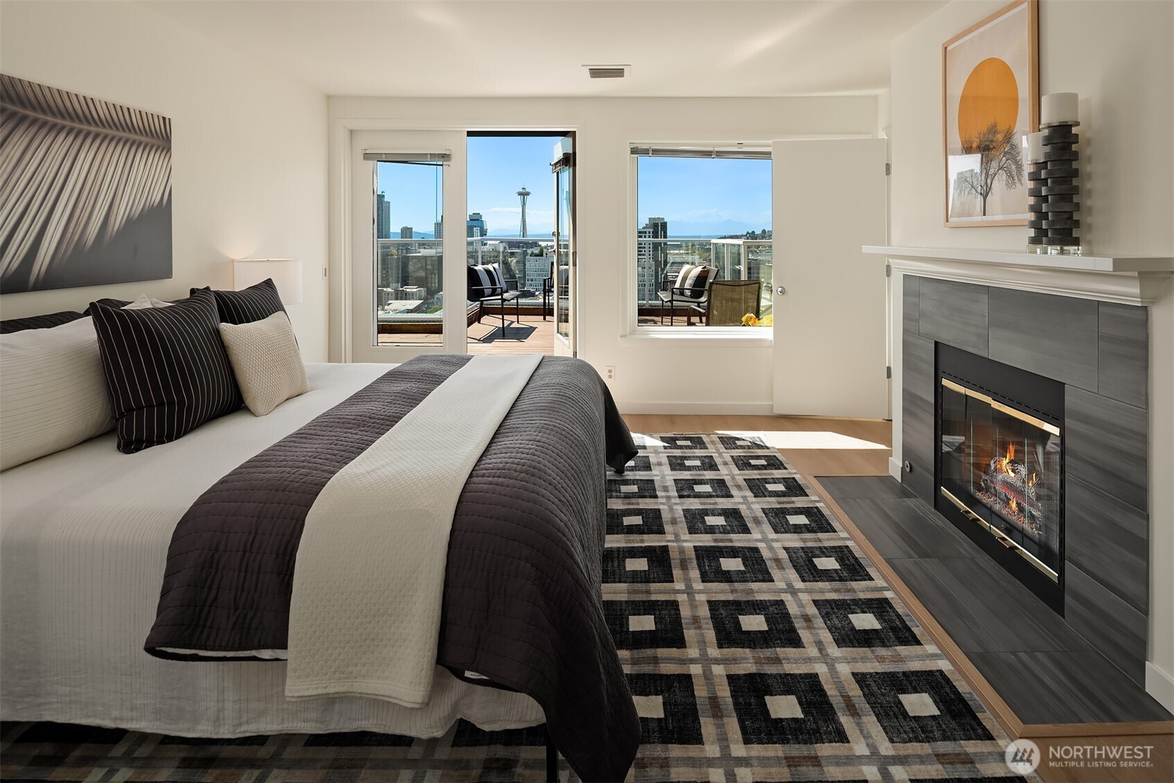 420 Melrose Avenue 902 Property Photo 22