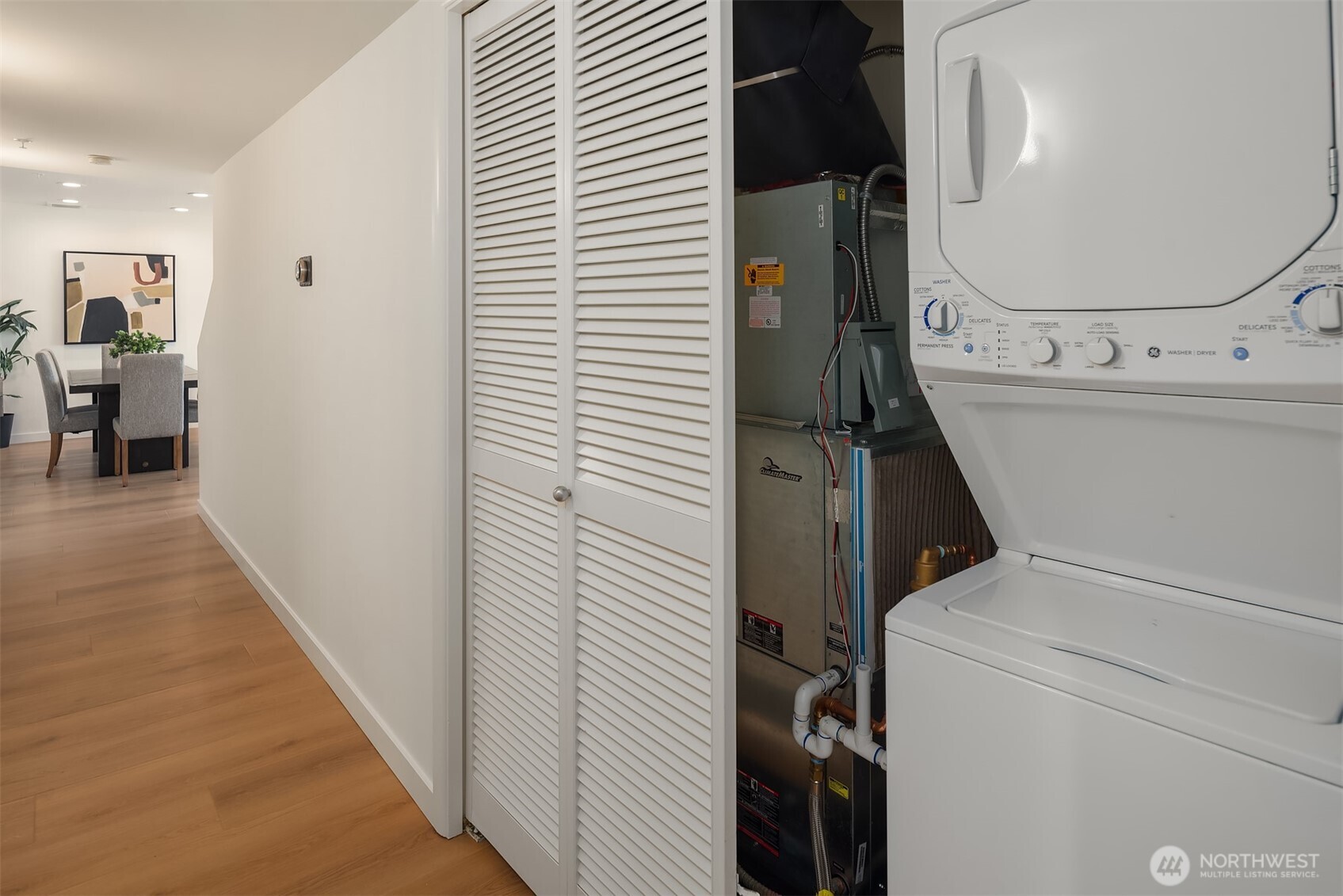 420 Melrose Avenue 902 Property Photo 30