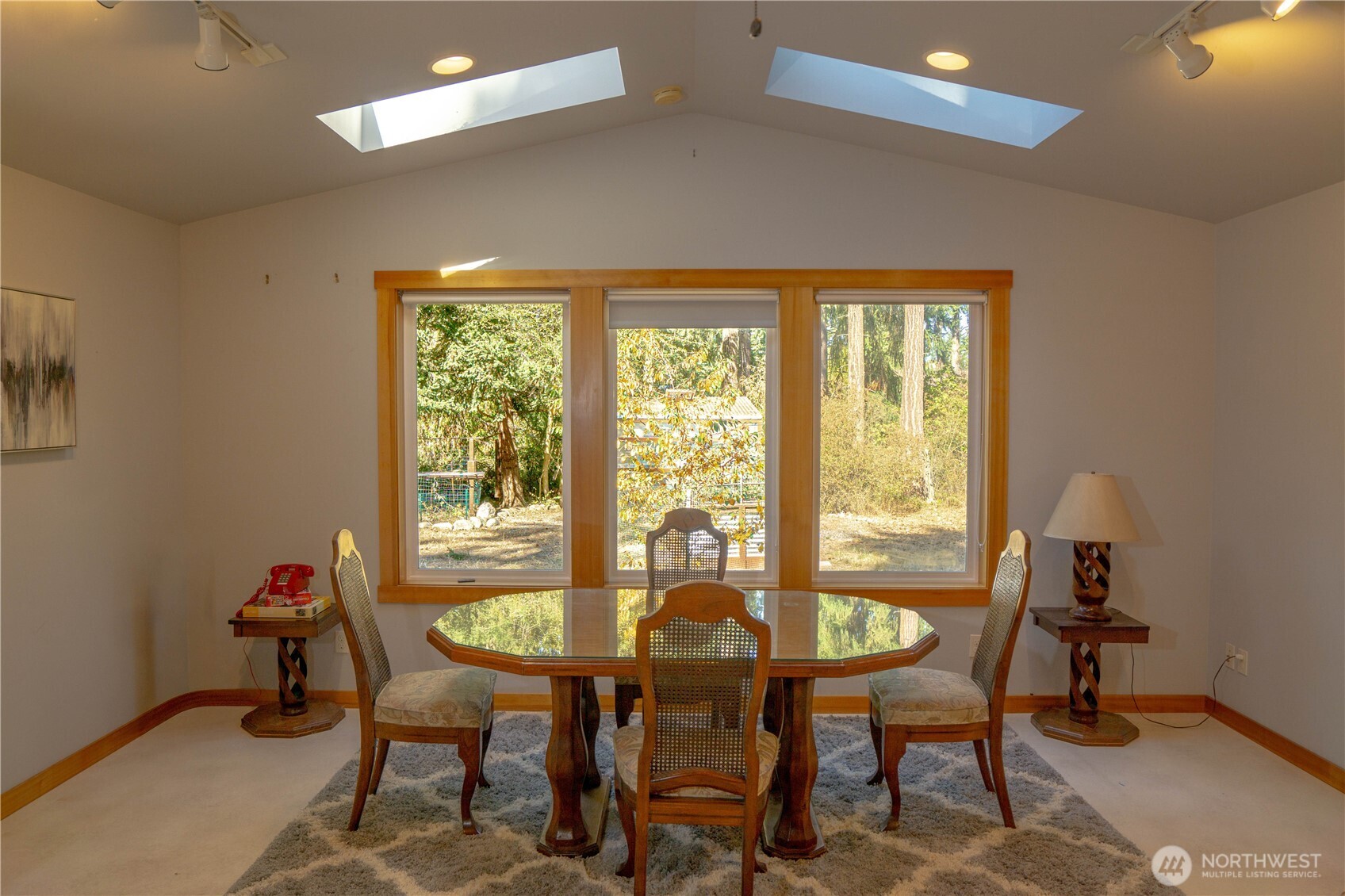440 W Silberhorn Road Property Photo 14